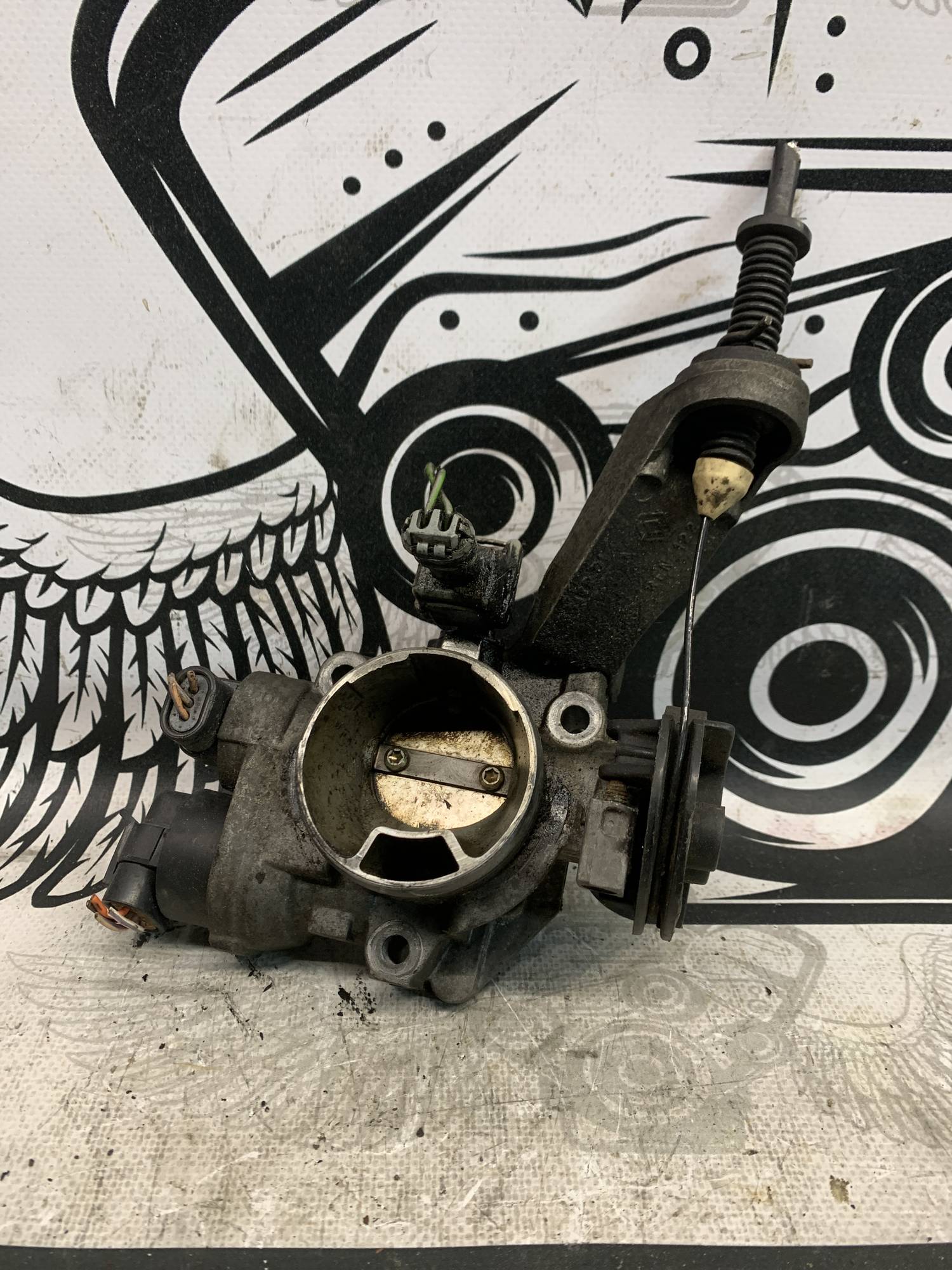 Дросельна заслінка RENAULT CLIO II TWINGO I KANGOO 1.2 8V h073633