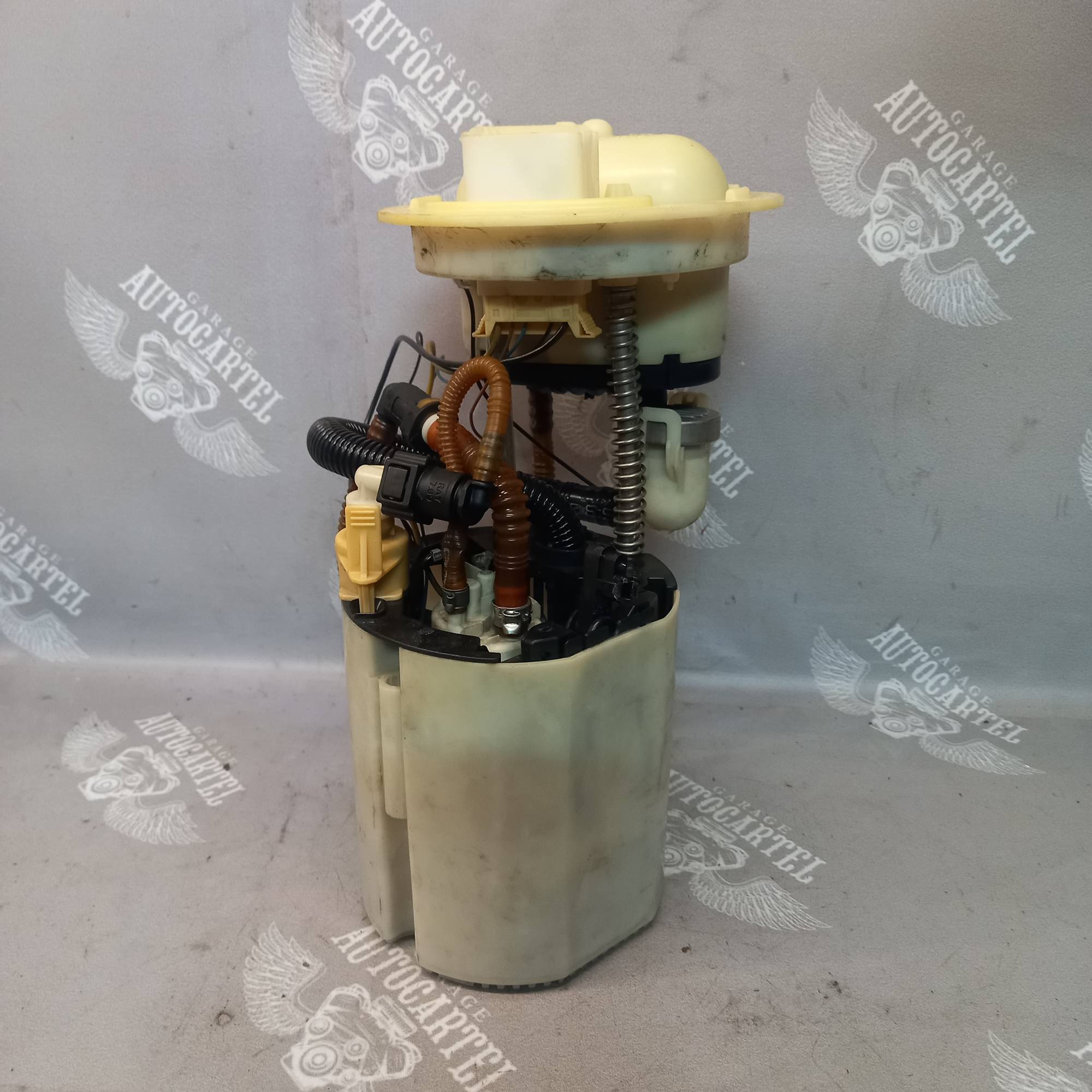 Насос паливний (1,6 FSI) Volkswagen PASSAT B6 2005-2010 3c0919051g