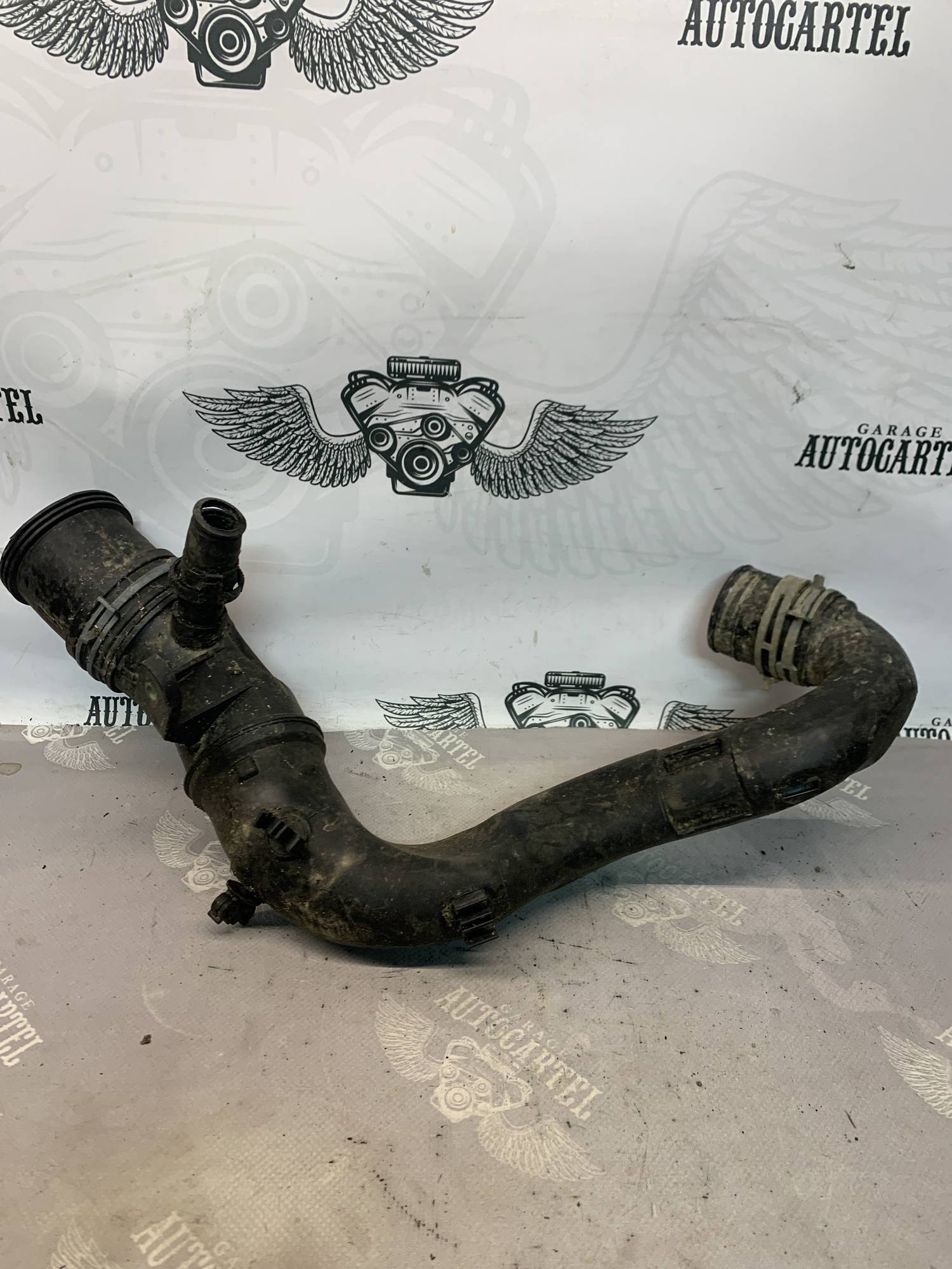 Патрубок інтеркулера VW GOLF IV SKODA OCTAVIA 1.9TDI px0446037
