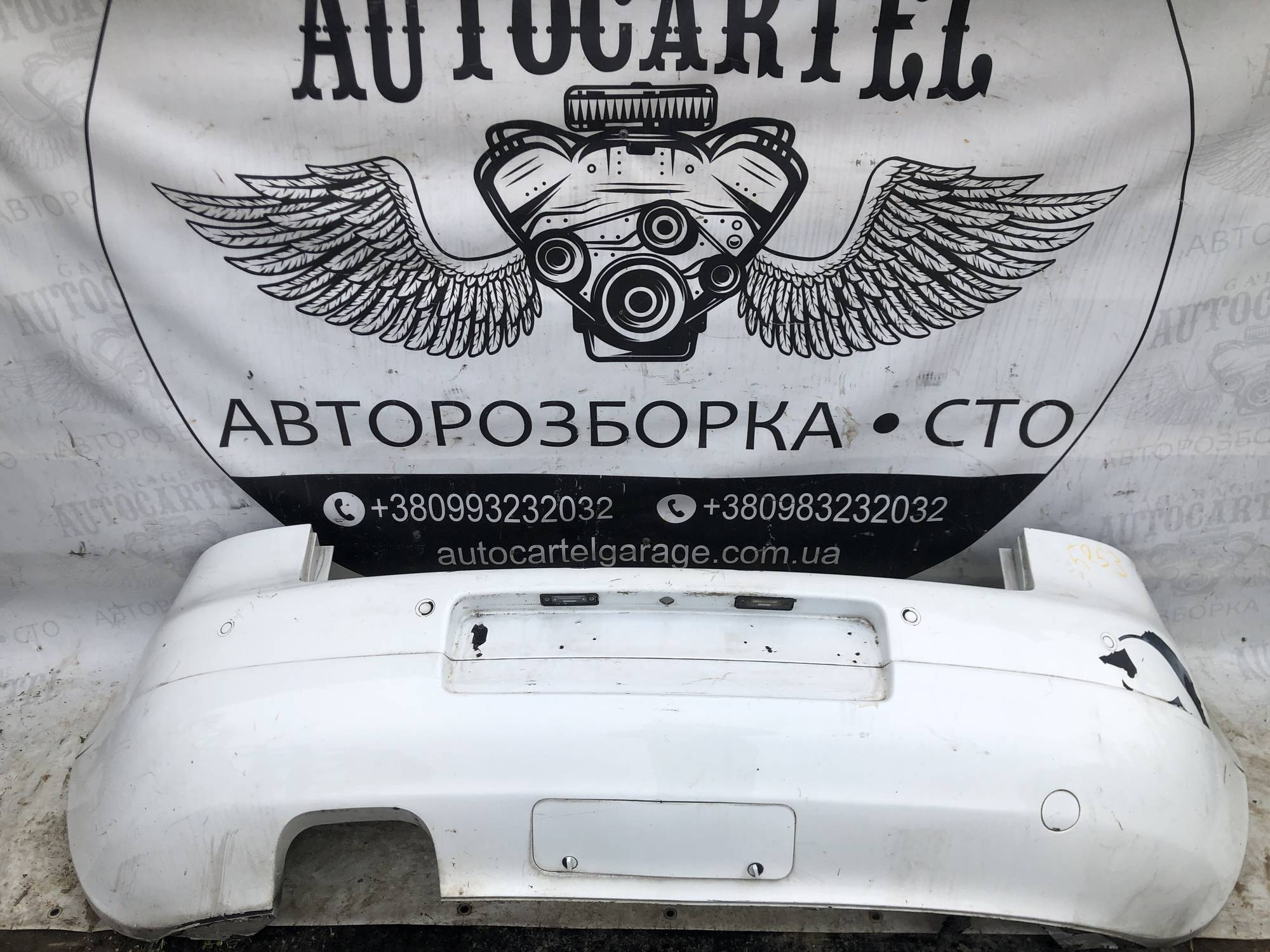 Бампер задній Volkswagen Golf 5 хетч 21915741