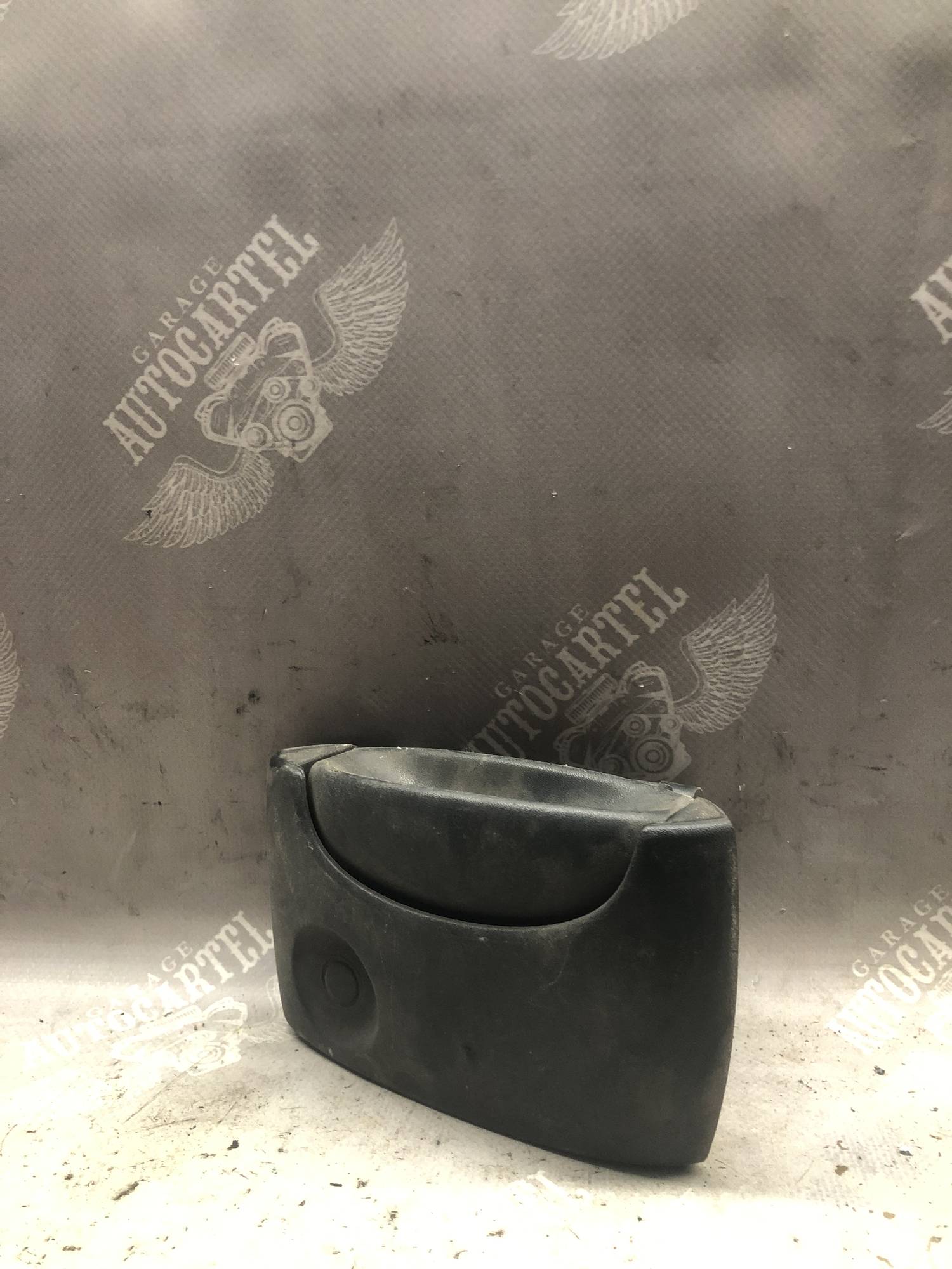 8200042082 Ручка правой двери боковой 8200042082/ 8200303504 для Renault Kangoo