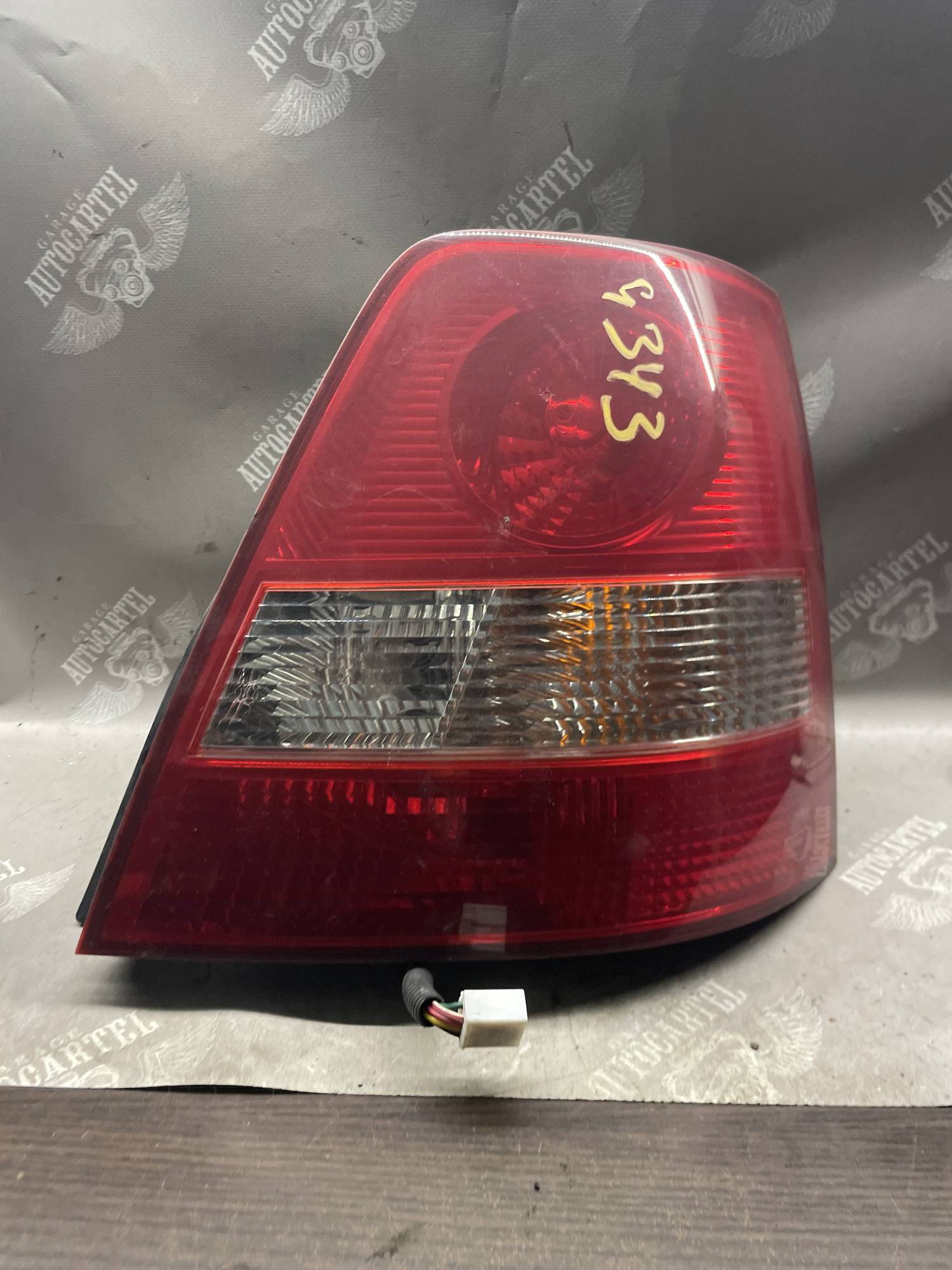 Ліхтар задній правий Kia Sorento 2002-2009 92402-3e010