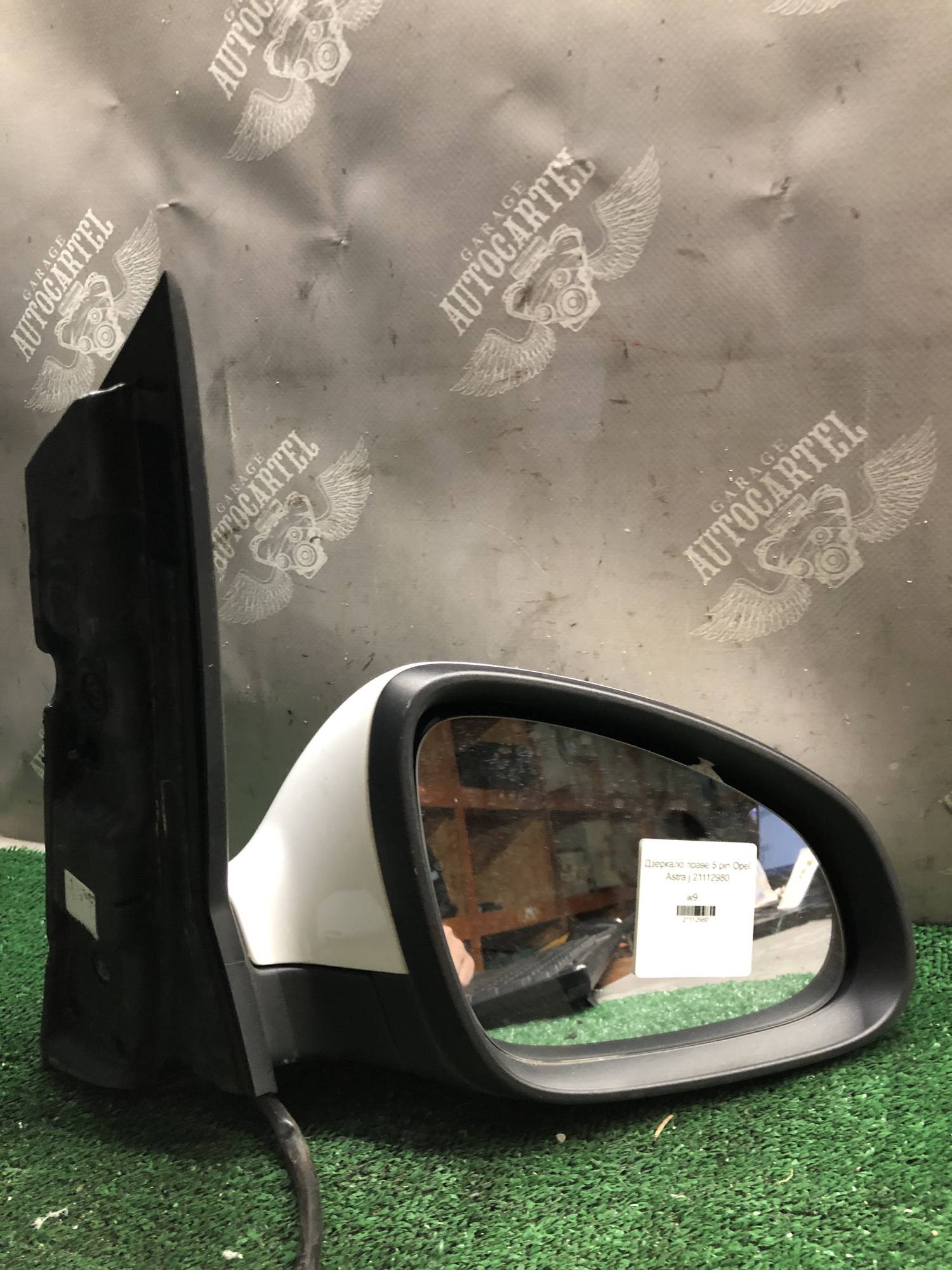 Дзеркало праве 5 pin Opel Astra j 21112980