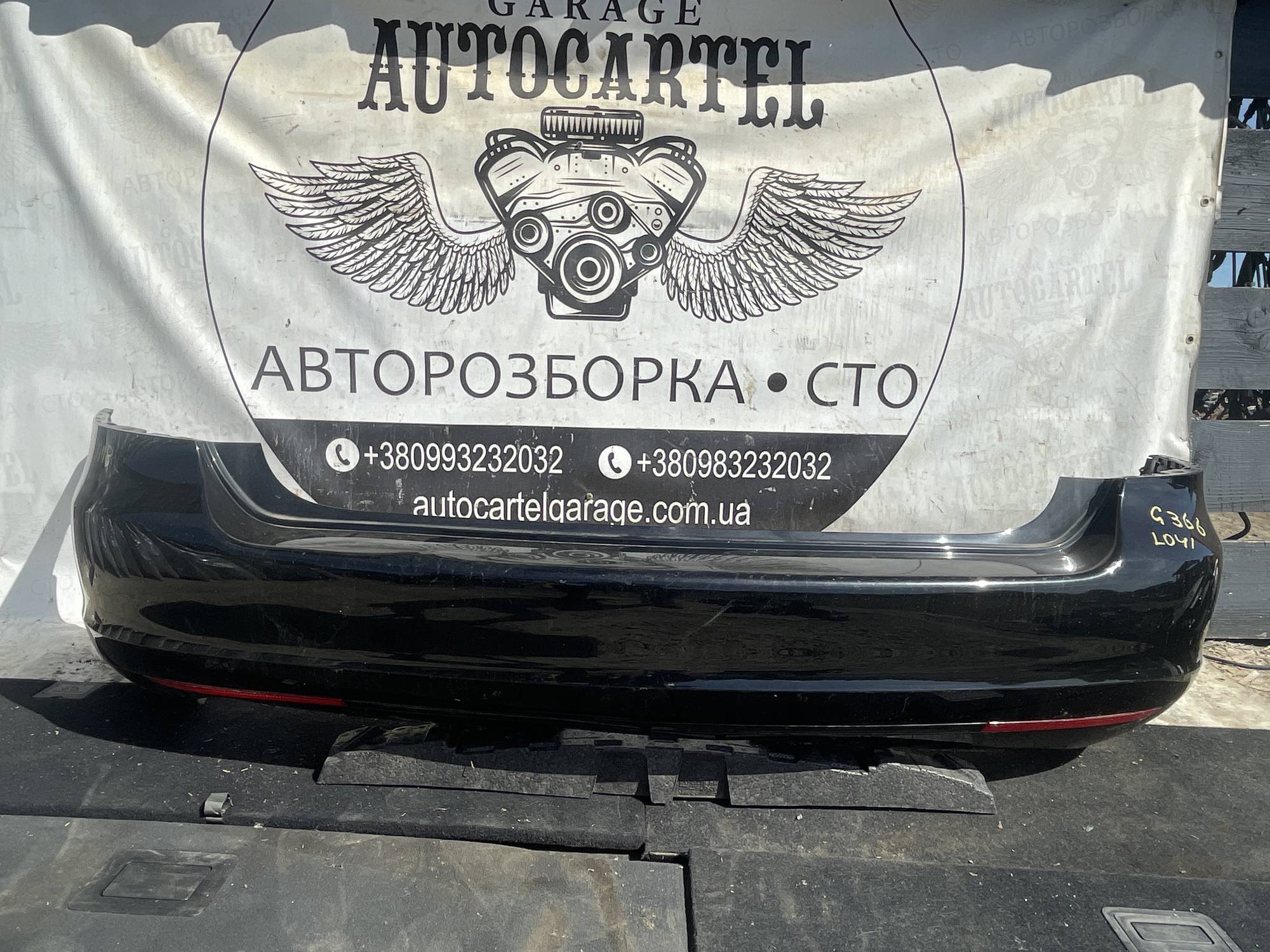 Бампер задній Volkswagen Golf 6 унів L041 21119996