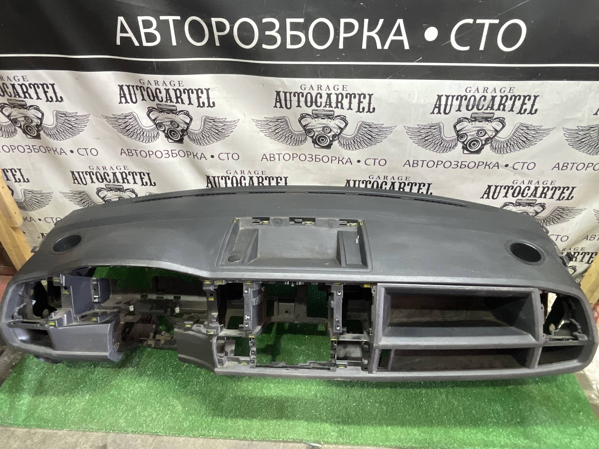 Торпедо /консоль салона Volkswagen T6 21121340