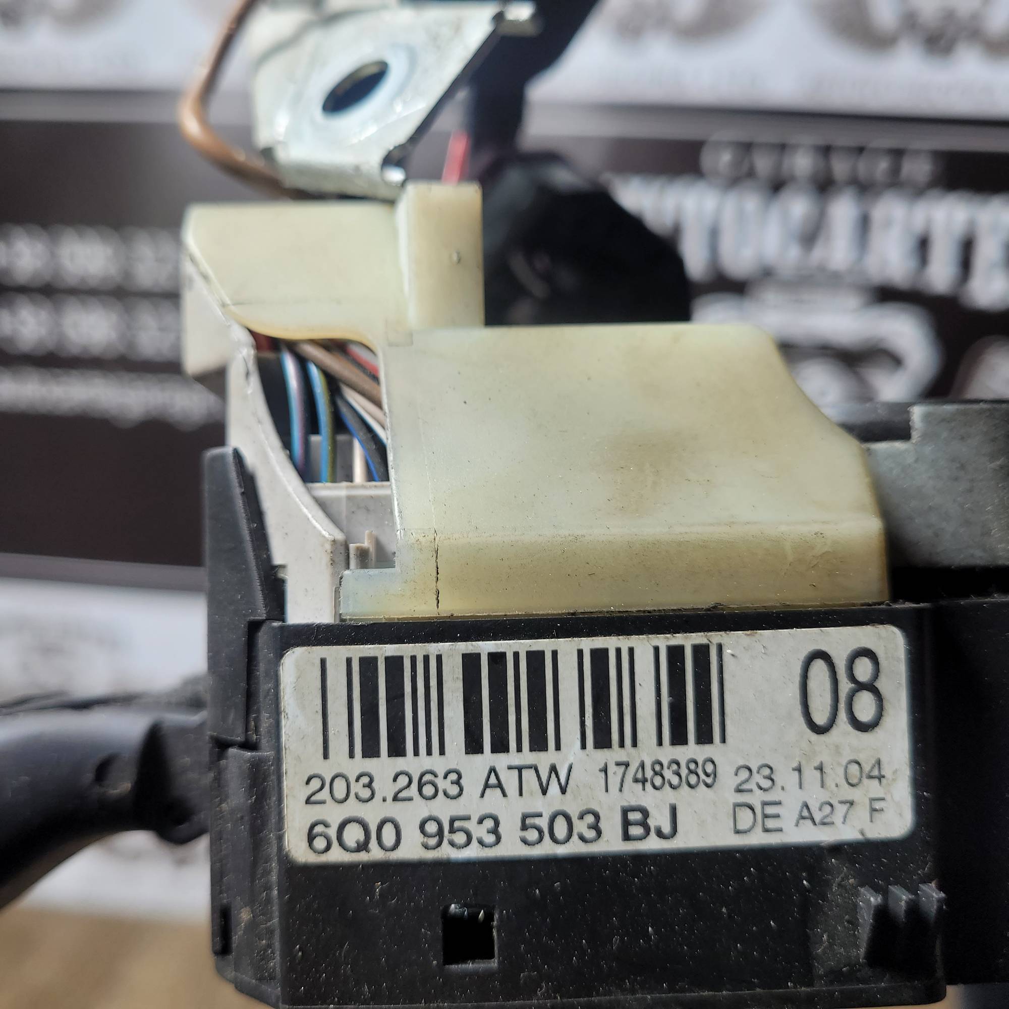 Підрульовий перемикач в зборі VW Polo 9n 6q0953503bj