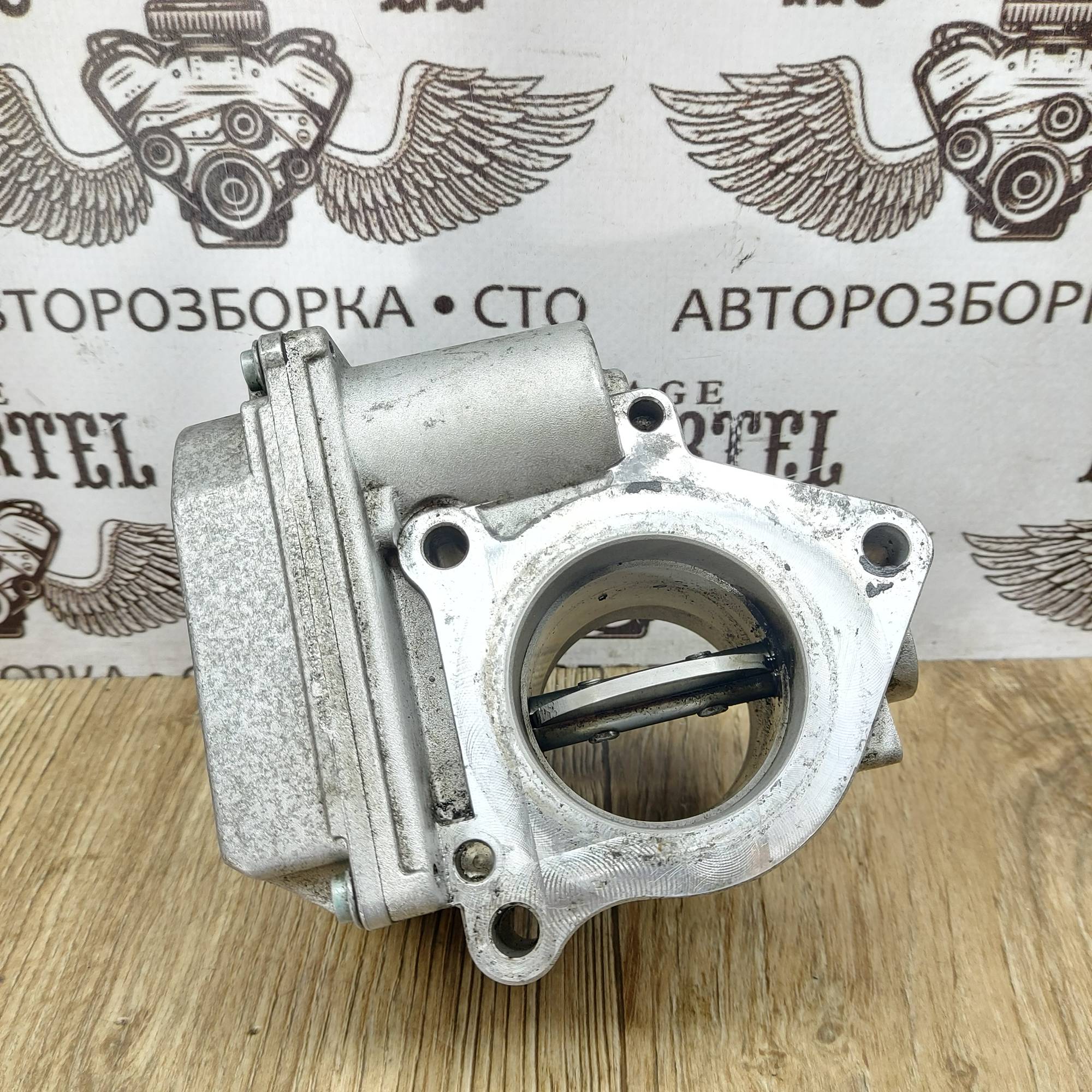 Дросельна заслонка Renault Megane II 1.9DCi 8200736114