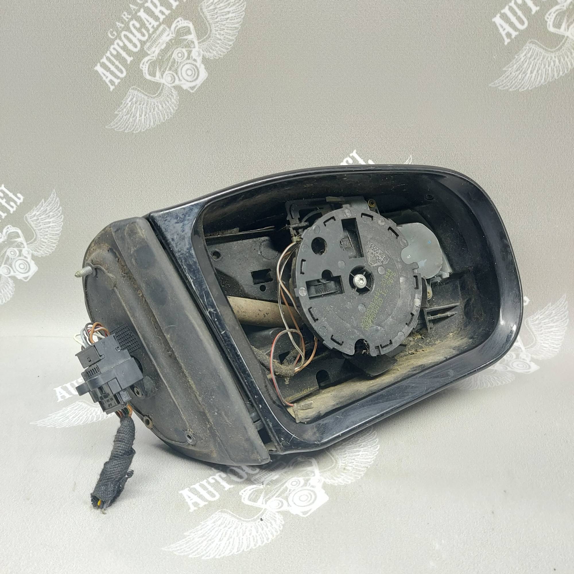 413131418 Дзеркало праве 7-Pin Mercedes E-Class W210 (дефект) 2100000350810