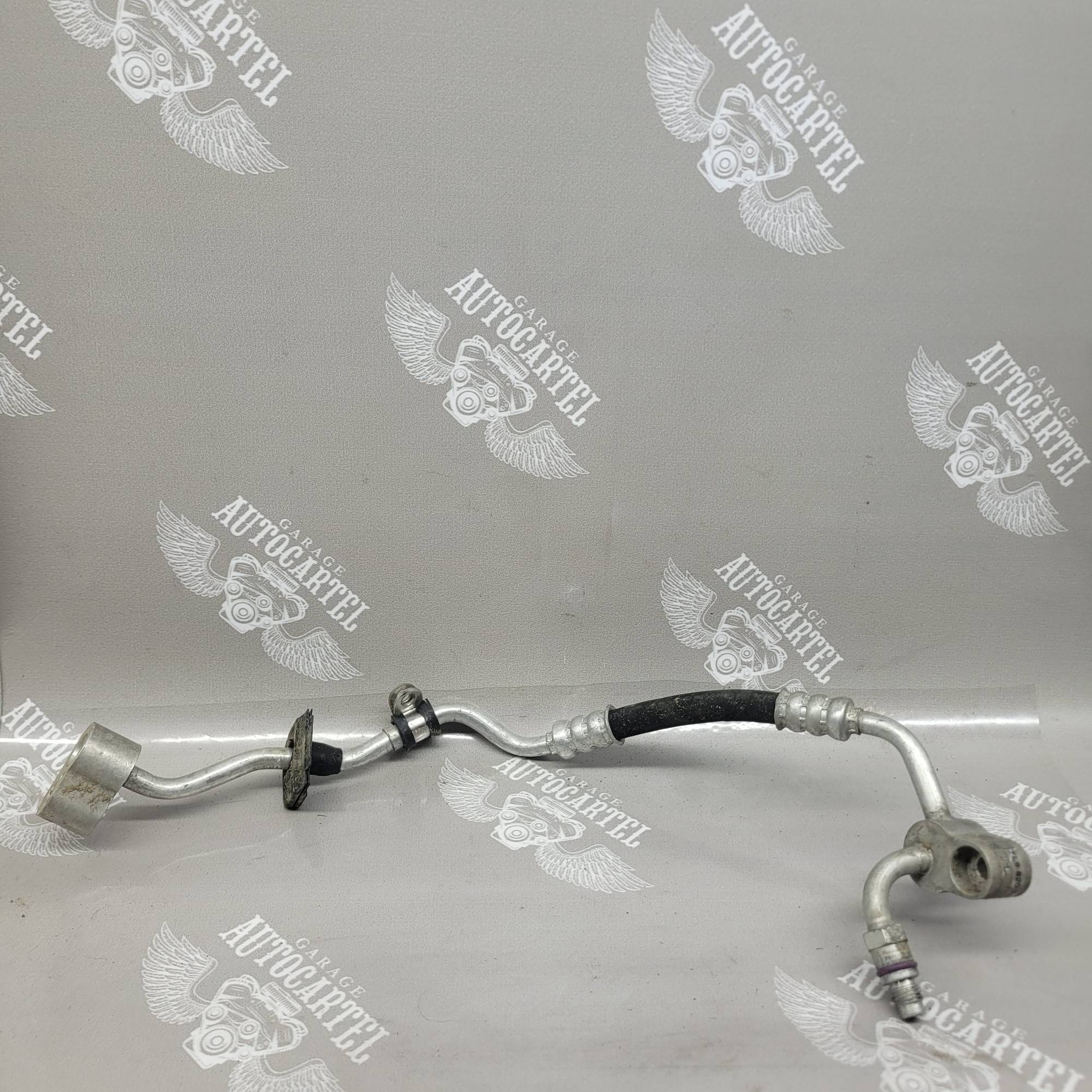 Трубка кондиціонера Touareg (2007-2010) рестайл, 7L6820741E