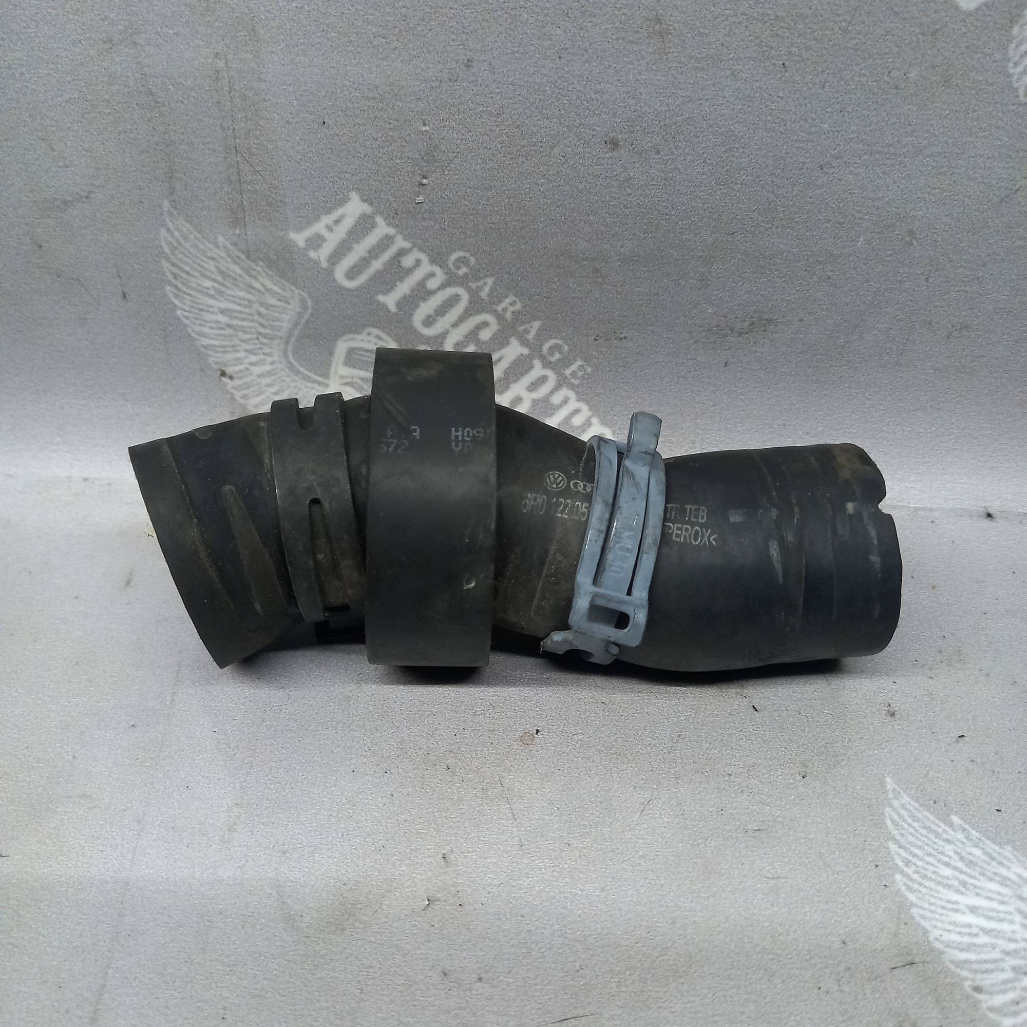 Патрубок охолодження Seat Toledo IV Skoda Fabia Rapid II VW Polo V 6r0122051a