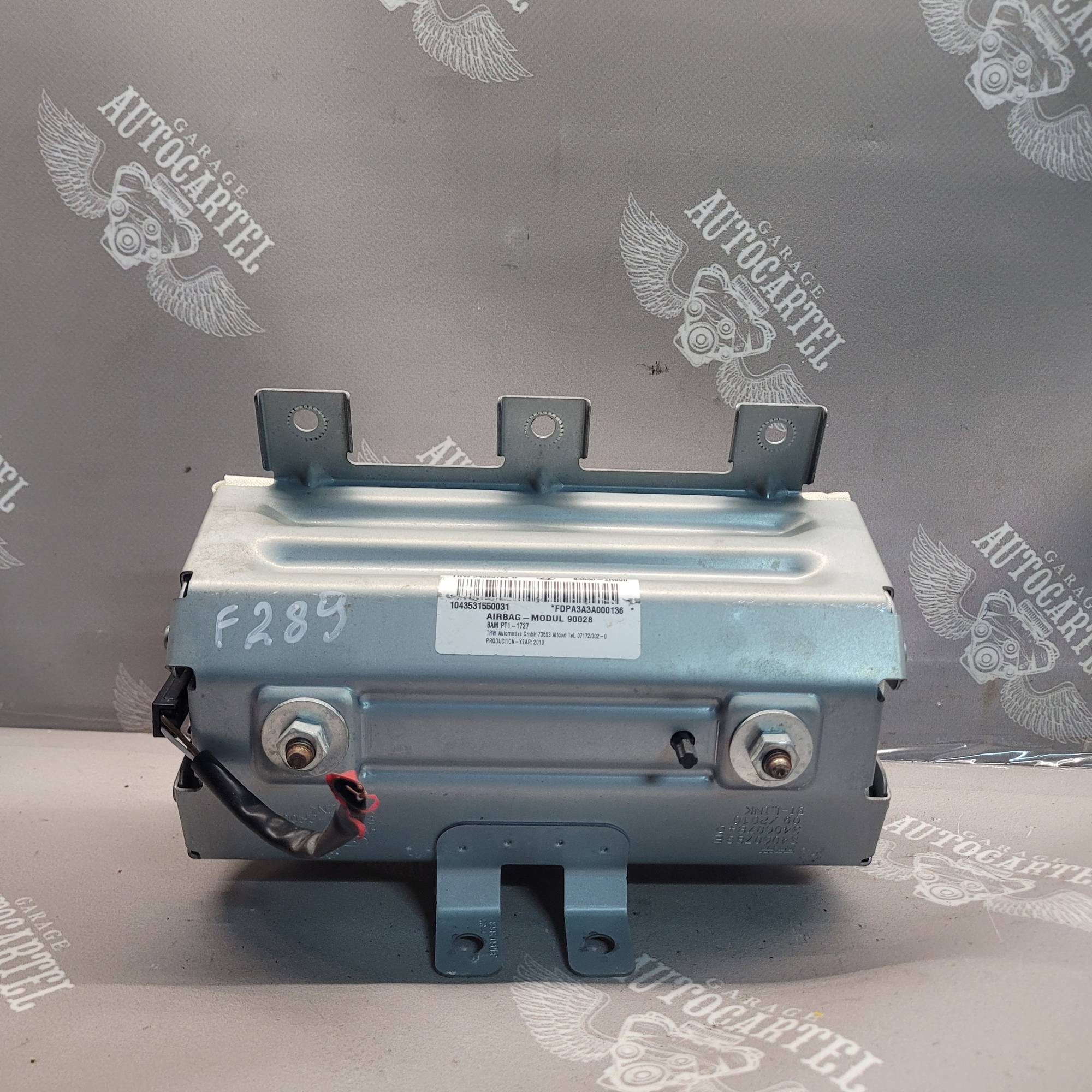 Подушка безпеки пасажир в торпедо Airbag Hyundai i30 2007-2012 845302R000