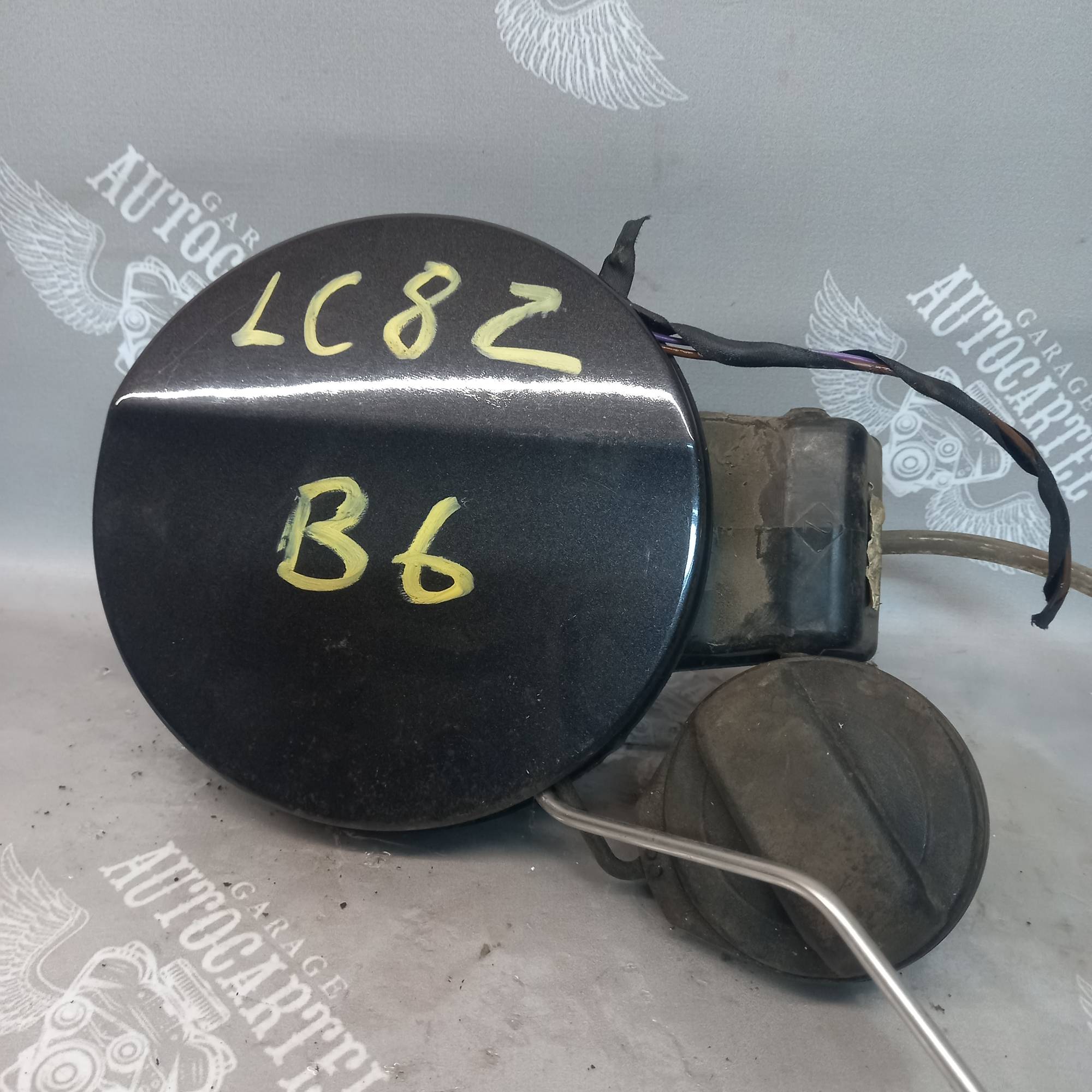 Лючок бензобака VW Passat B6 (2005-2010) 3c9809857, 21507434