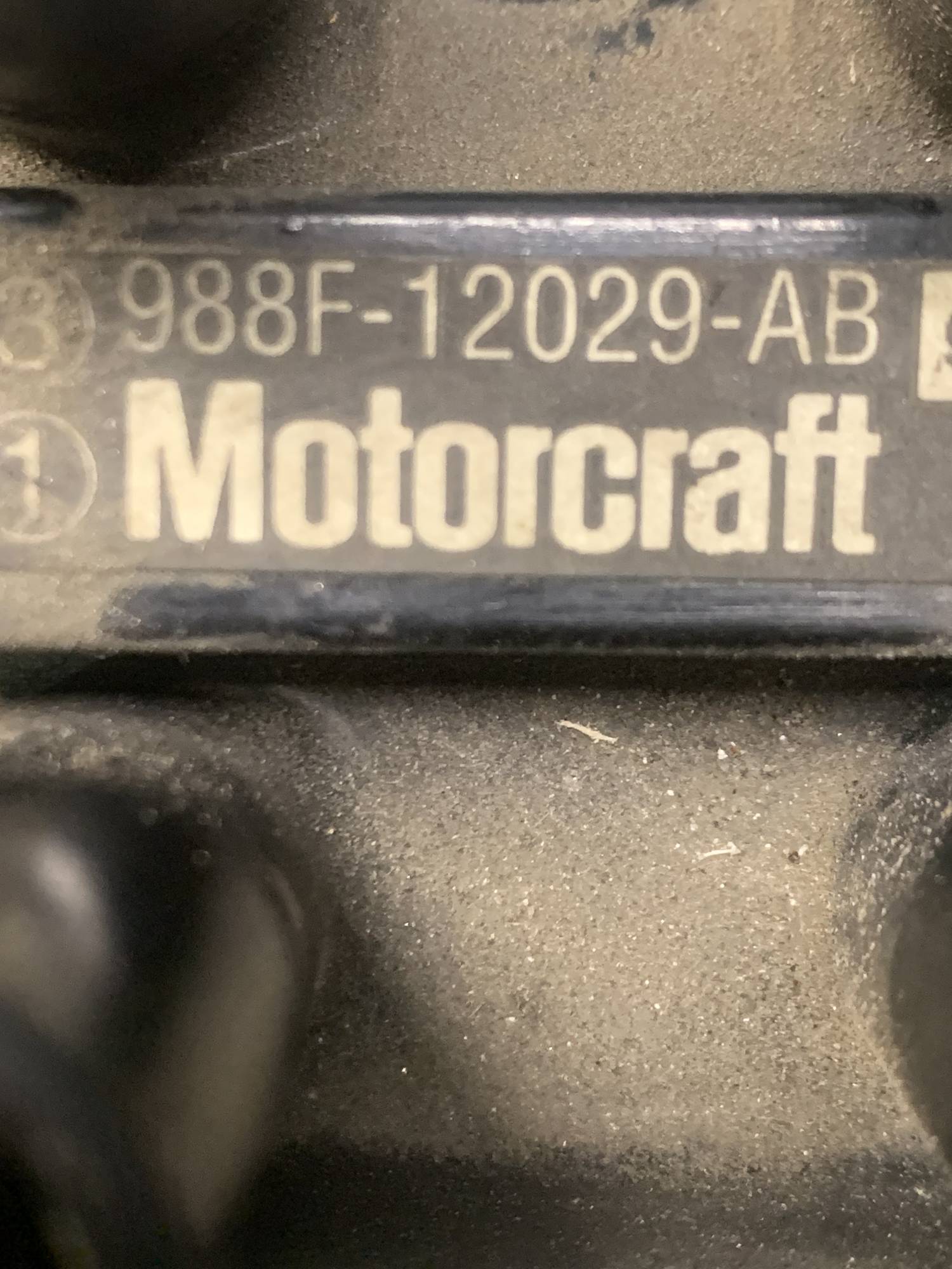 Котушка запалювання Ford Fiesta MK4 1.25 988f-12029-ab