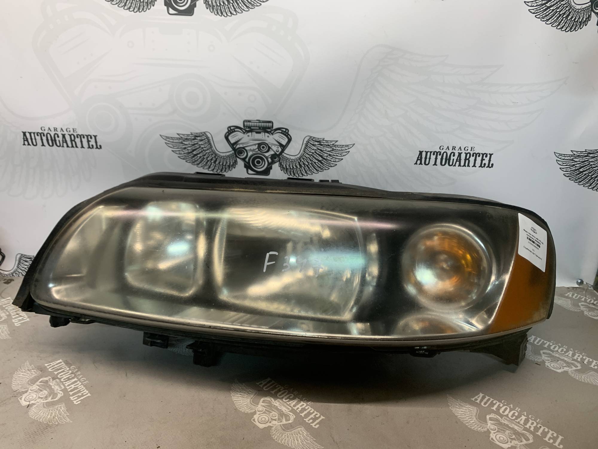 Фара ліва Volvo s60 v70 під поліровку 30698825