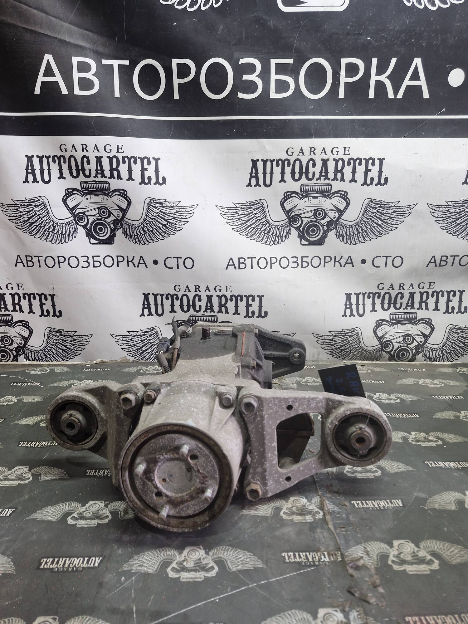 Задній міст диференціал Toyota rav4 2.0 21796845