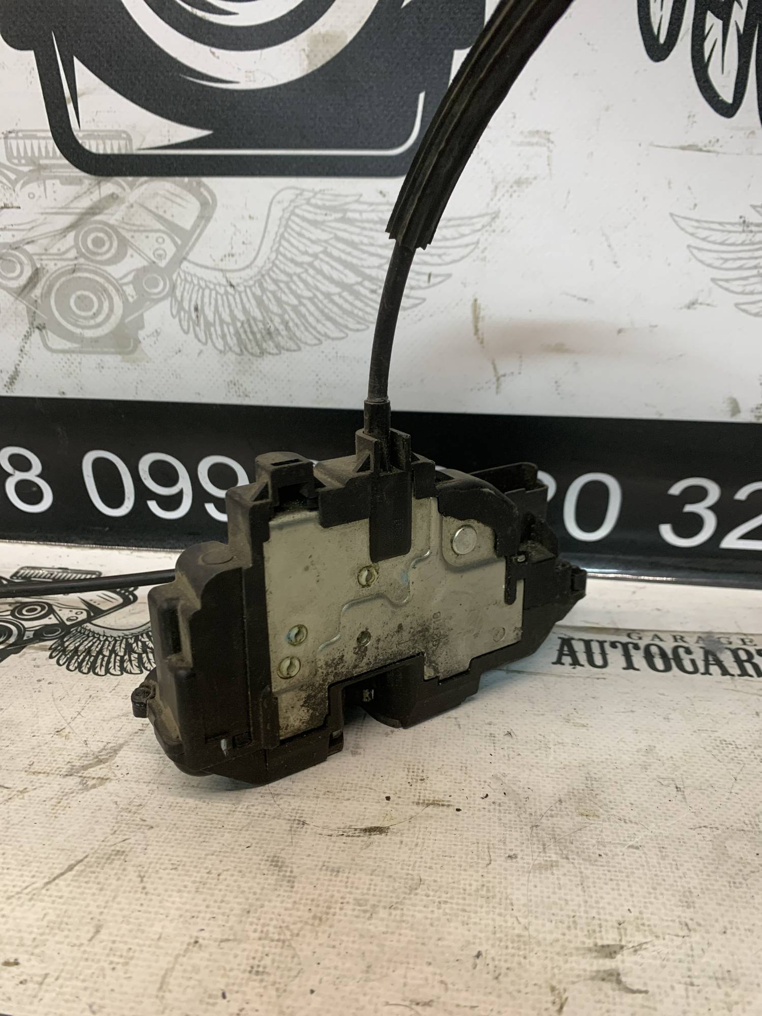 Замок двері задньої лівої Mercedes Citan/Renault Kangoo II 8200497672d