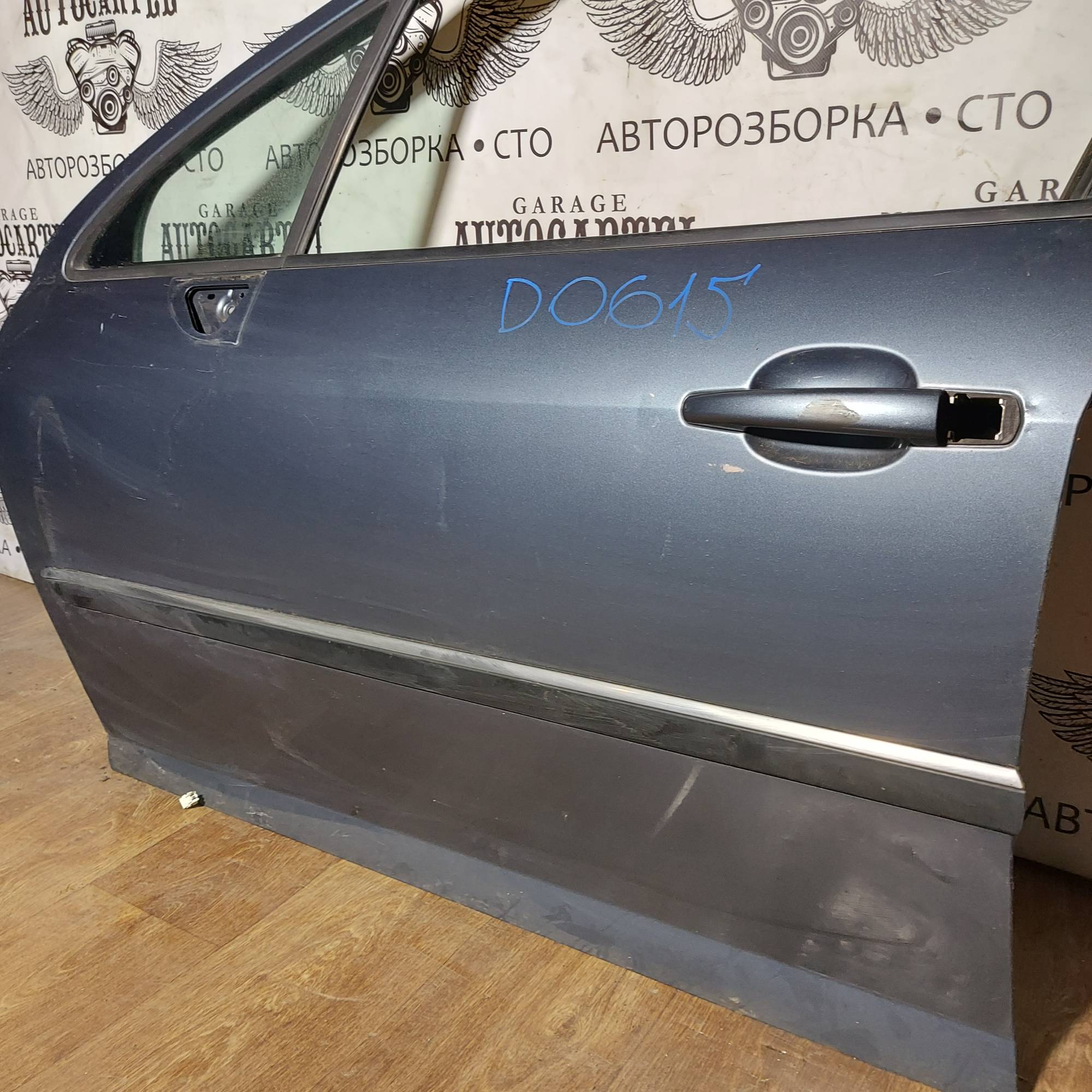 Двері передні ліві Peugeot 407 2004-2010 D0615