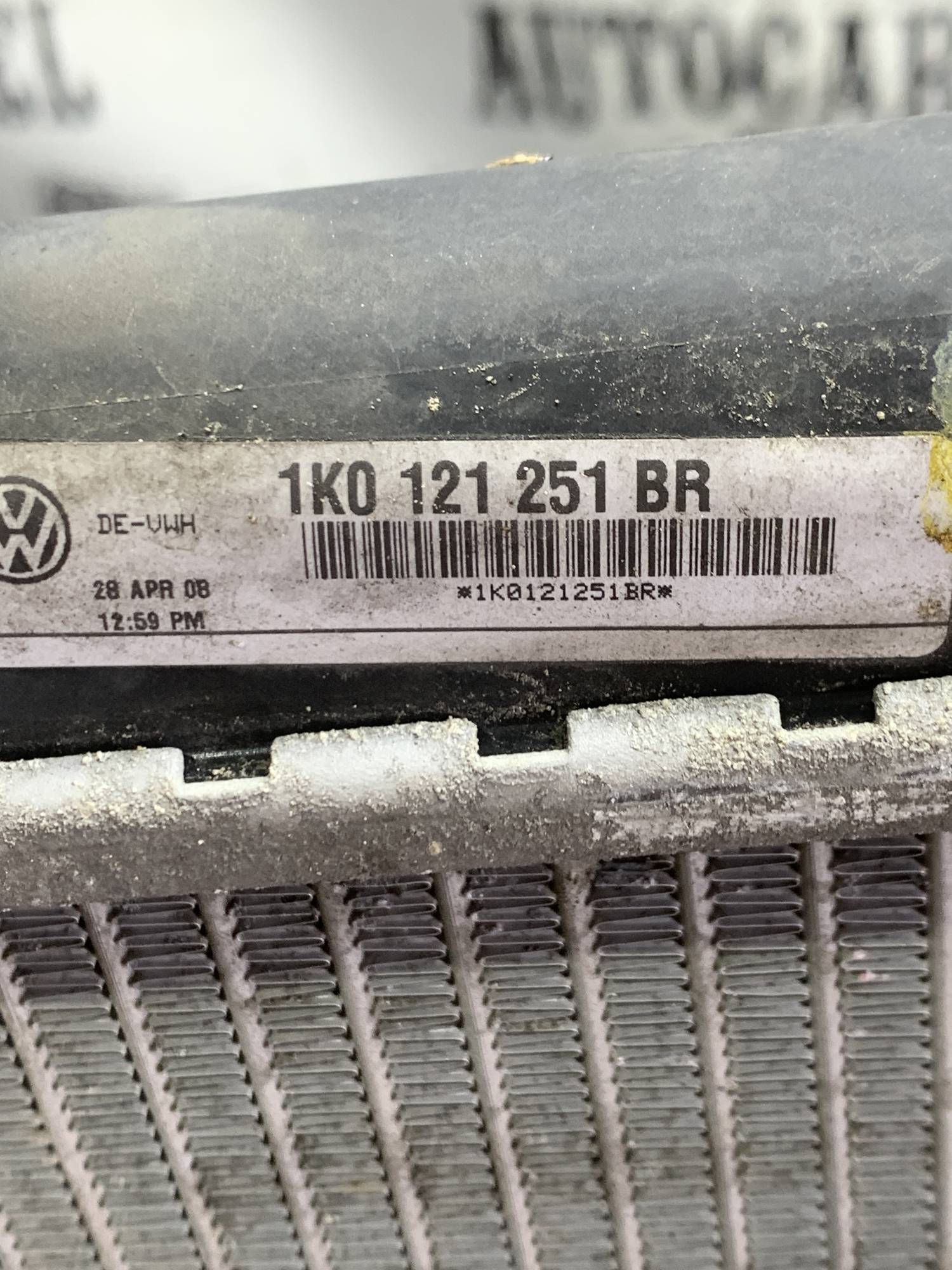 Радіатор охолодження Volkswagen Golf 5, Caddy, Touran 1k0121251br