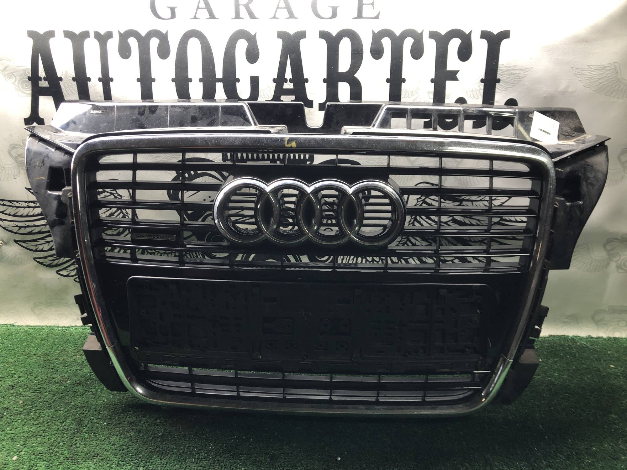 8p0853651m рішітка радіатора Audi A3 8p