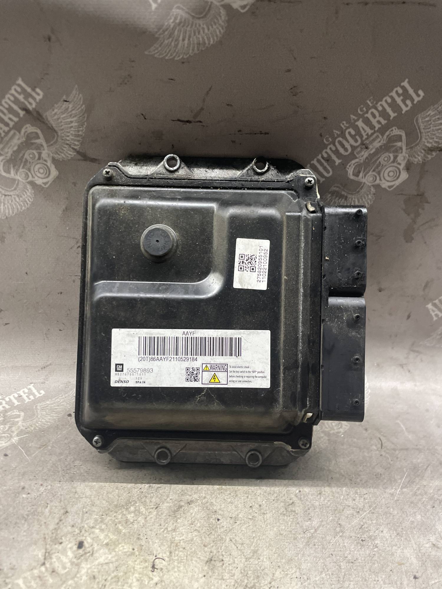 Блок управління двигуном ЕБУ Opel Astra J 55579893