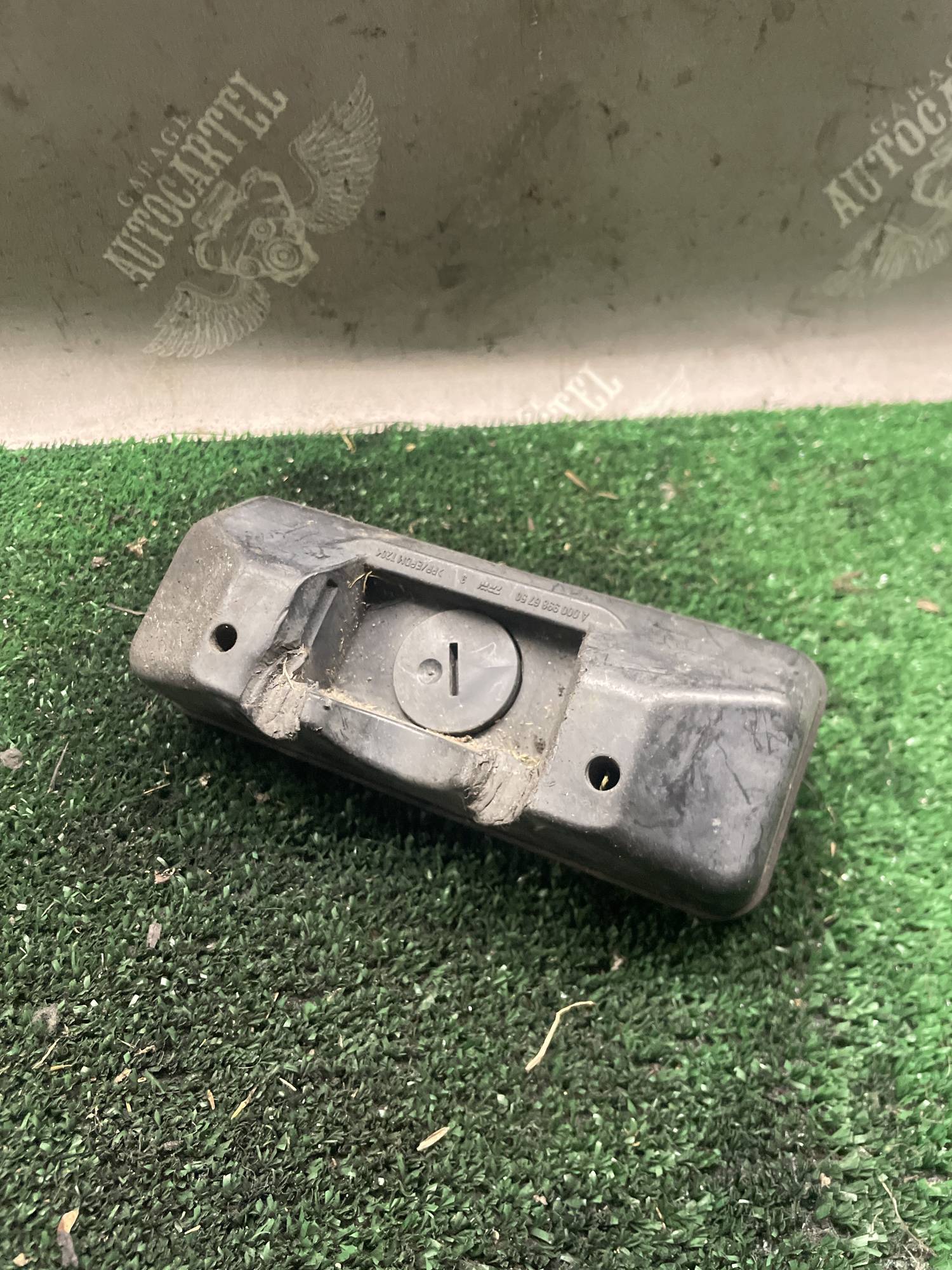 Подушка домкрата Mercedes W204, W212, C207, S212 a0009986750