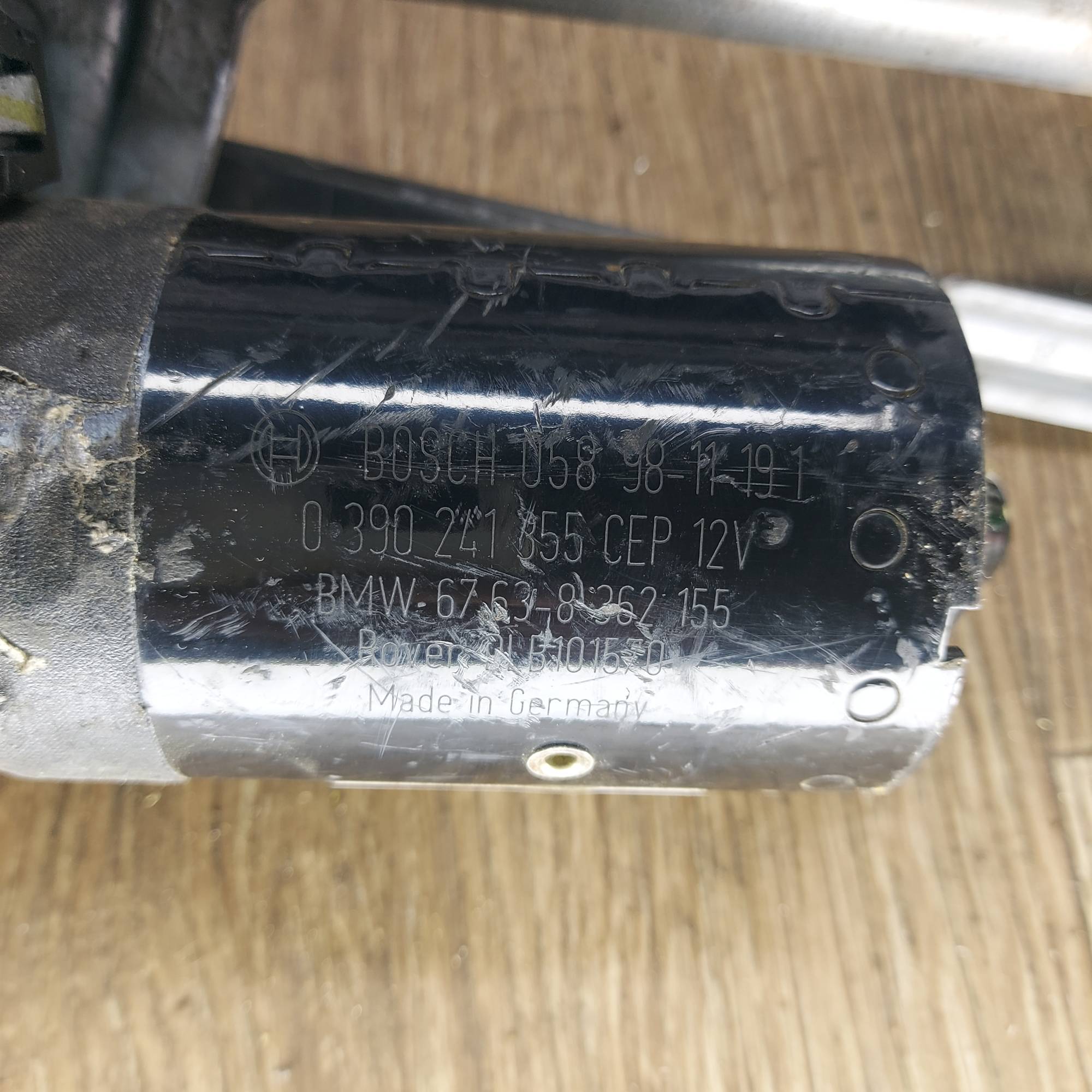 67638362155 Моторчик переднього склоочисника BMW 3-series E46 61618391303