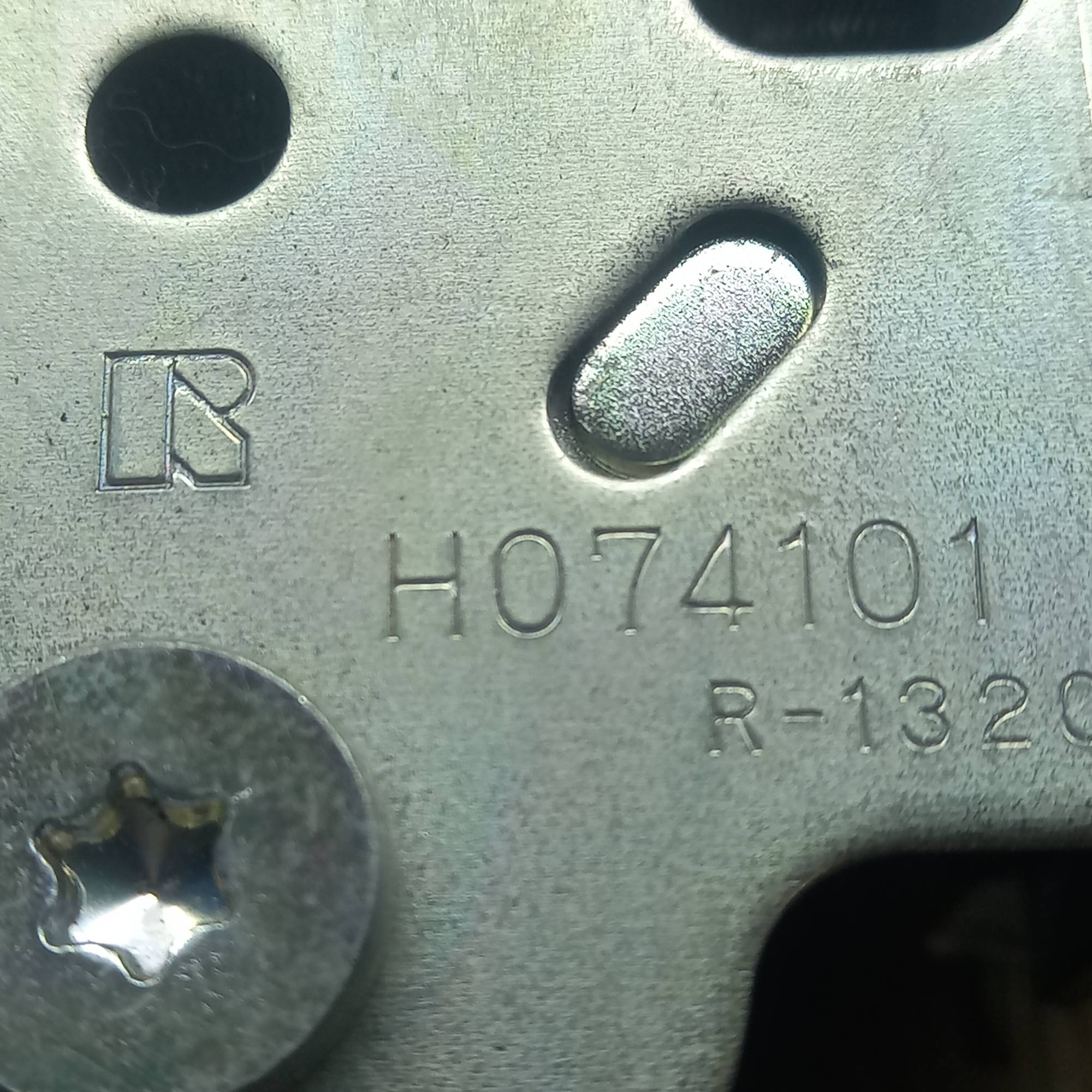 Ремінь безпеки передній лівий Subaru Outback 2003 -2009, h074101