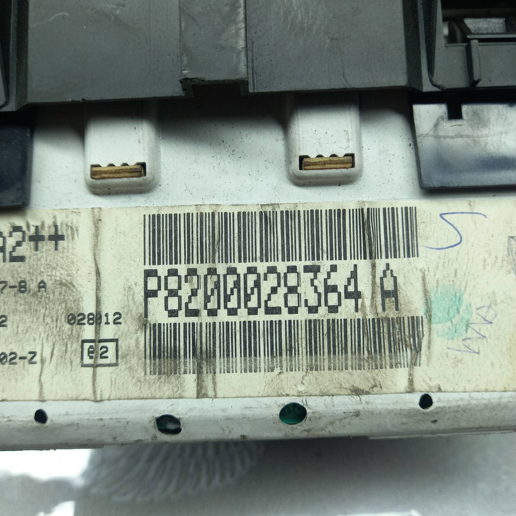 p8200028364a Дисплей інформаційний Renault Trafic Megane Scenic Laguna Clio 8200028364