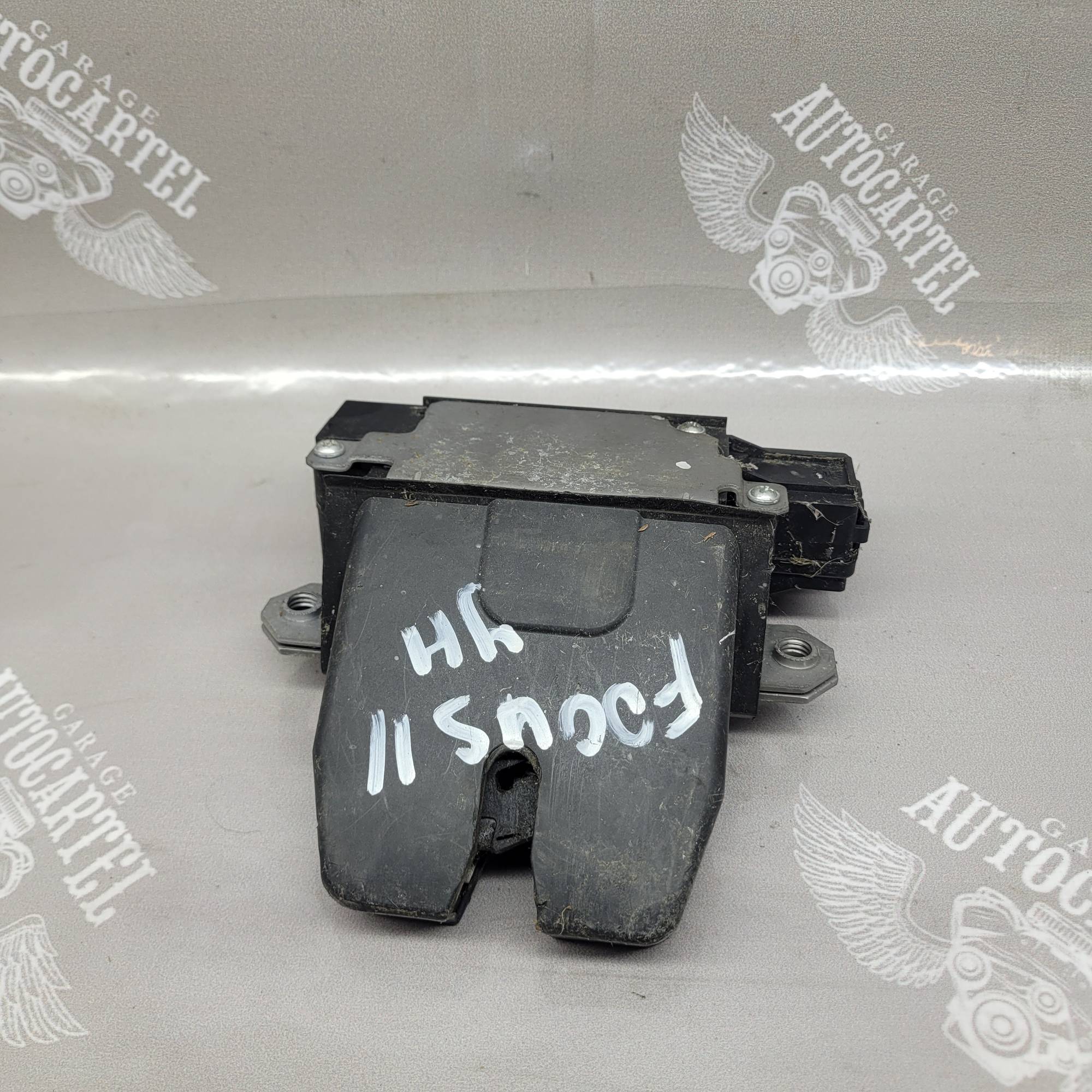 ЗАМОК ДВЕРІ БАГАЖНИКА VOLVO/FORD 01041111905