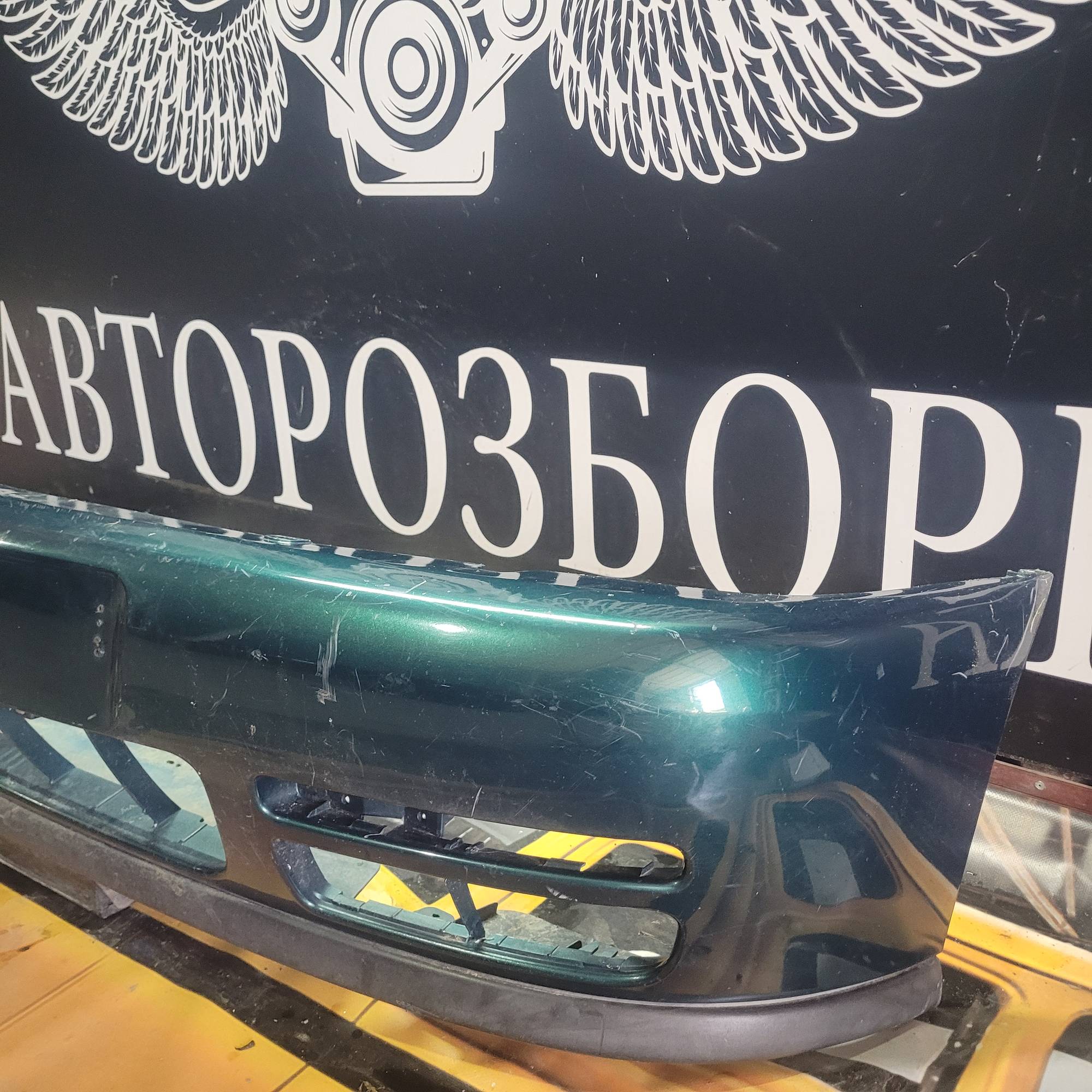 Бампер передній Volkswagen polo 3