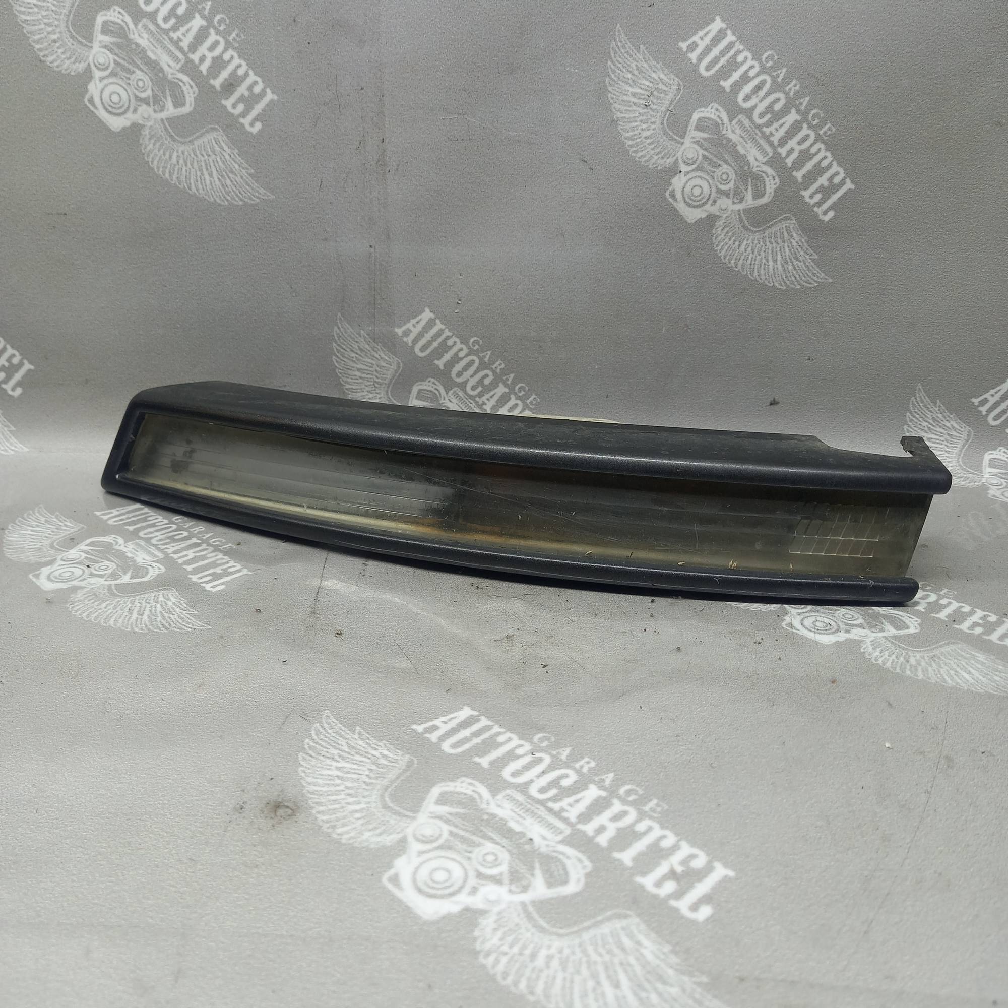 Повторювач поворотника лівий в бампер 3c0953041L VW Passat B6 2005-2010 3c0953041l