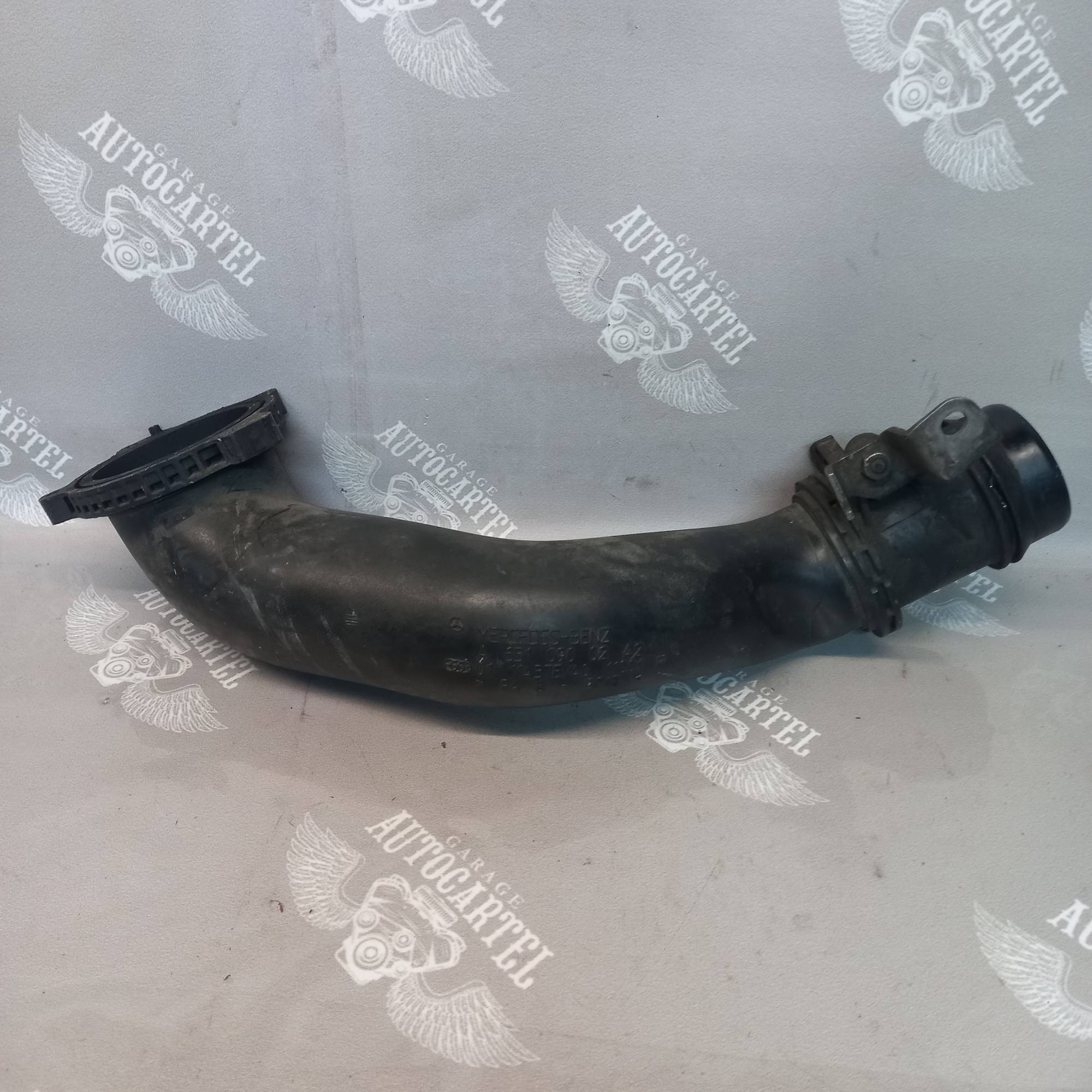 Патрубок інтеркулера Mercedes C-class 2.2cdi (W204) 2007-2015 a6510900242