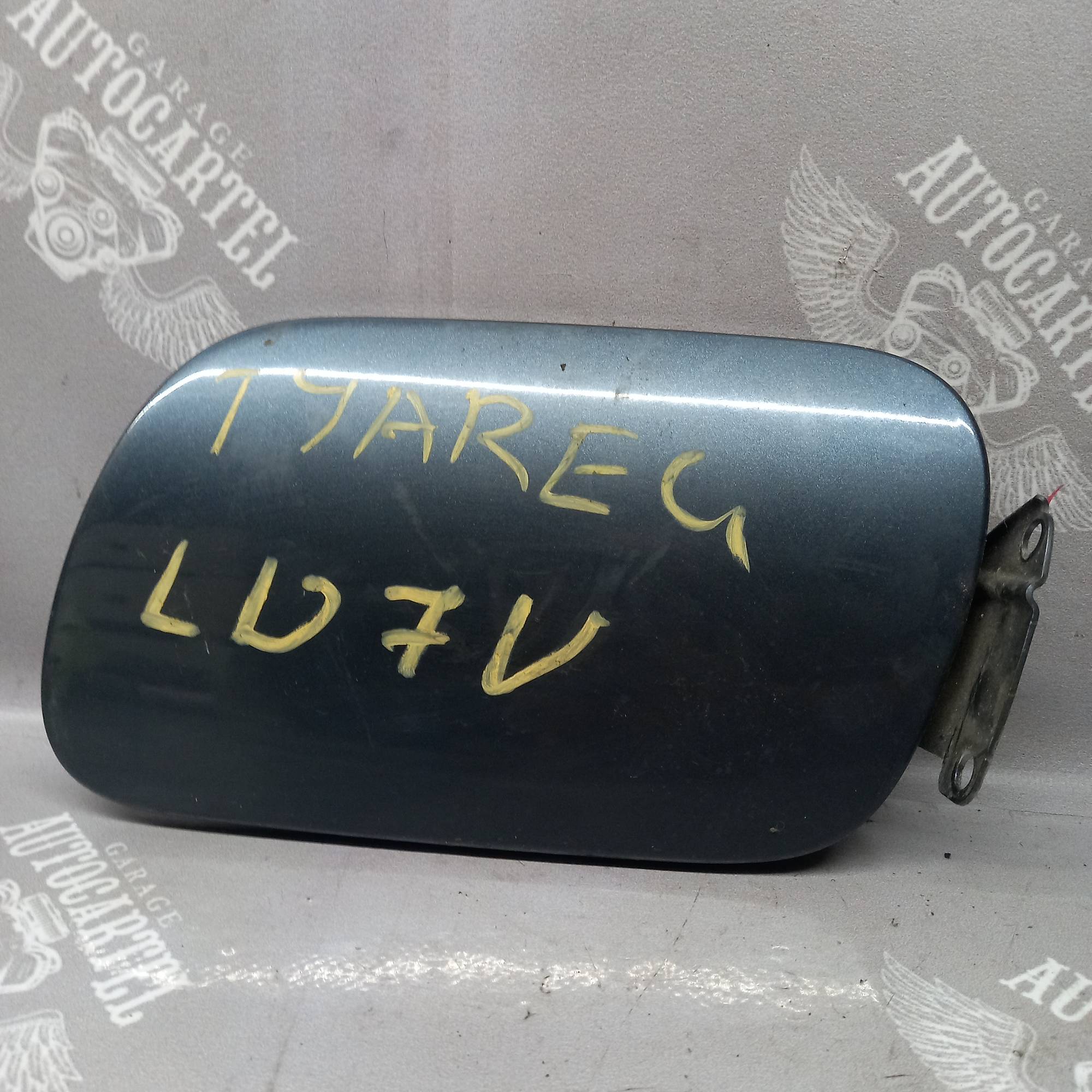 Лючок паливного бака Volkswagen Touareg 2002-2010 7l6809905b,21460593