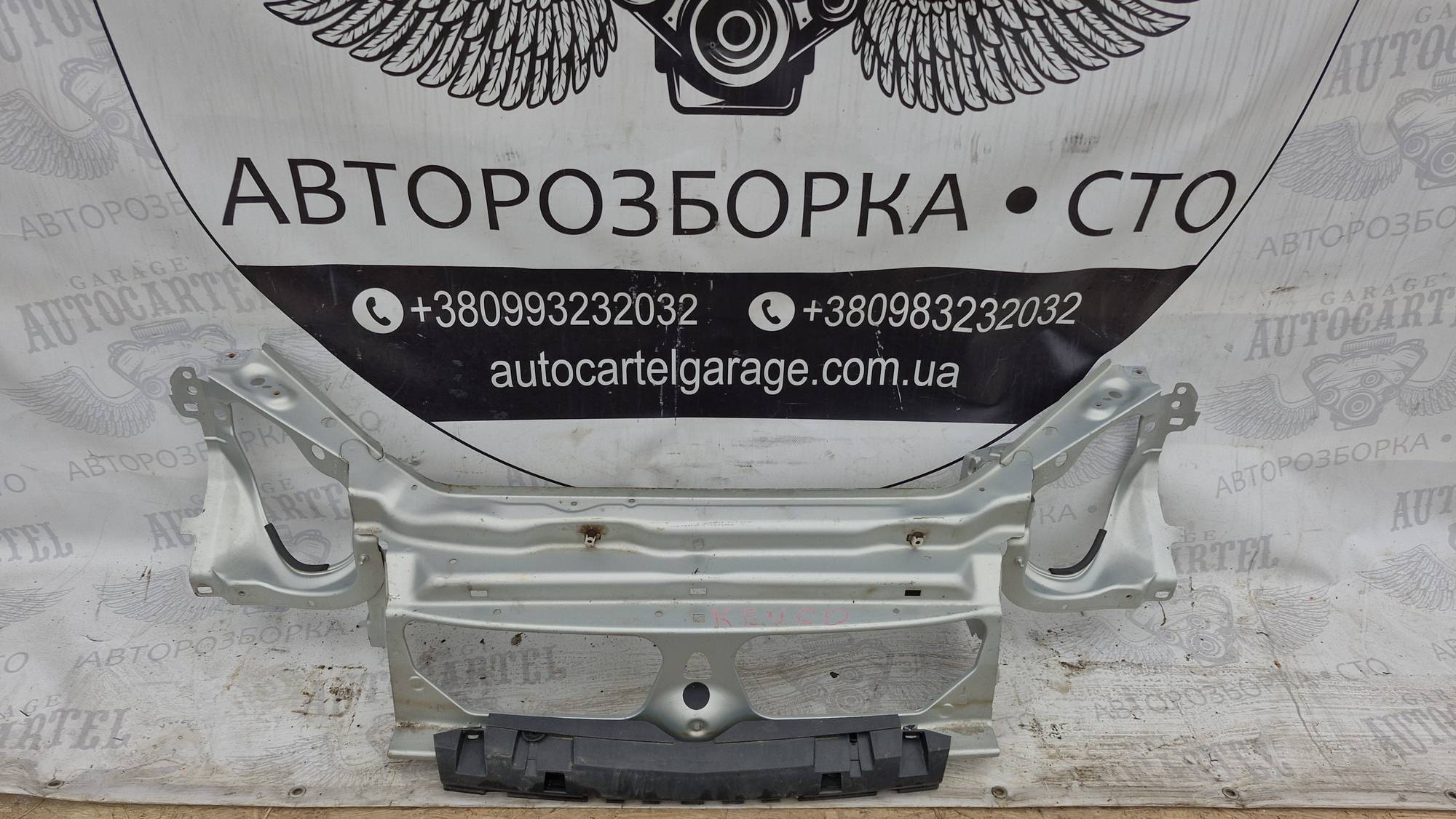 Панель передня екран, окуляр, телевізор Renault Kangoo