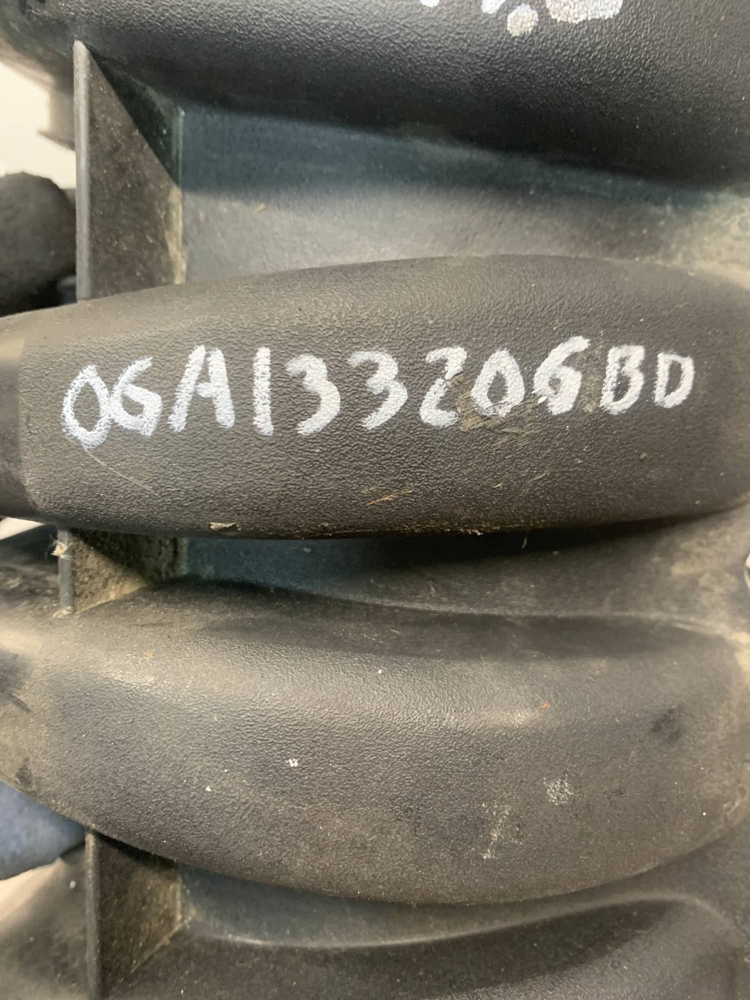06a133206bd Впускний колектор Audi A3 (8P) 2003 - 2012 1.6