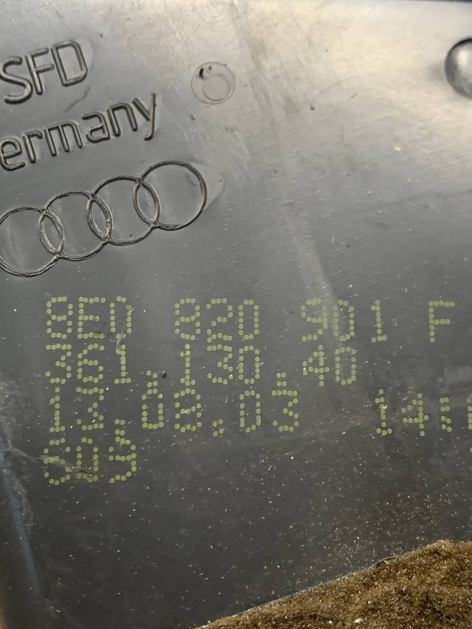 8e0820901f Решітка обдування (дефлектор) лівий Audi A4 B7 8E0820901F a4b7 а4б7 повітропровід
