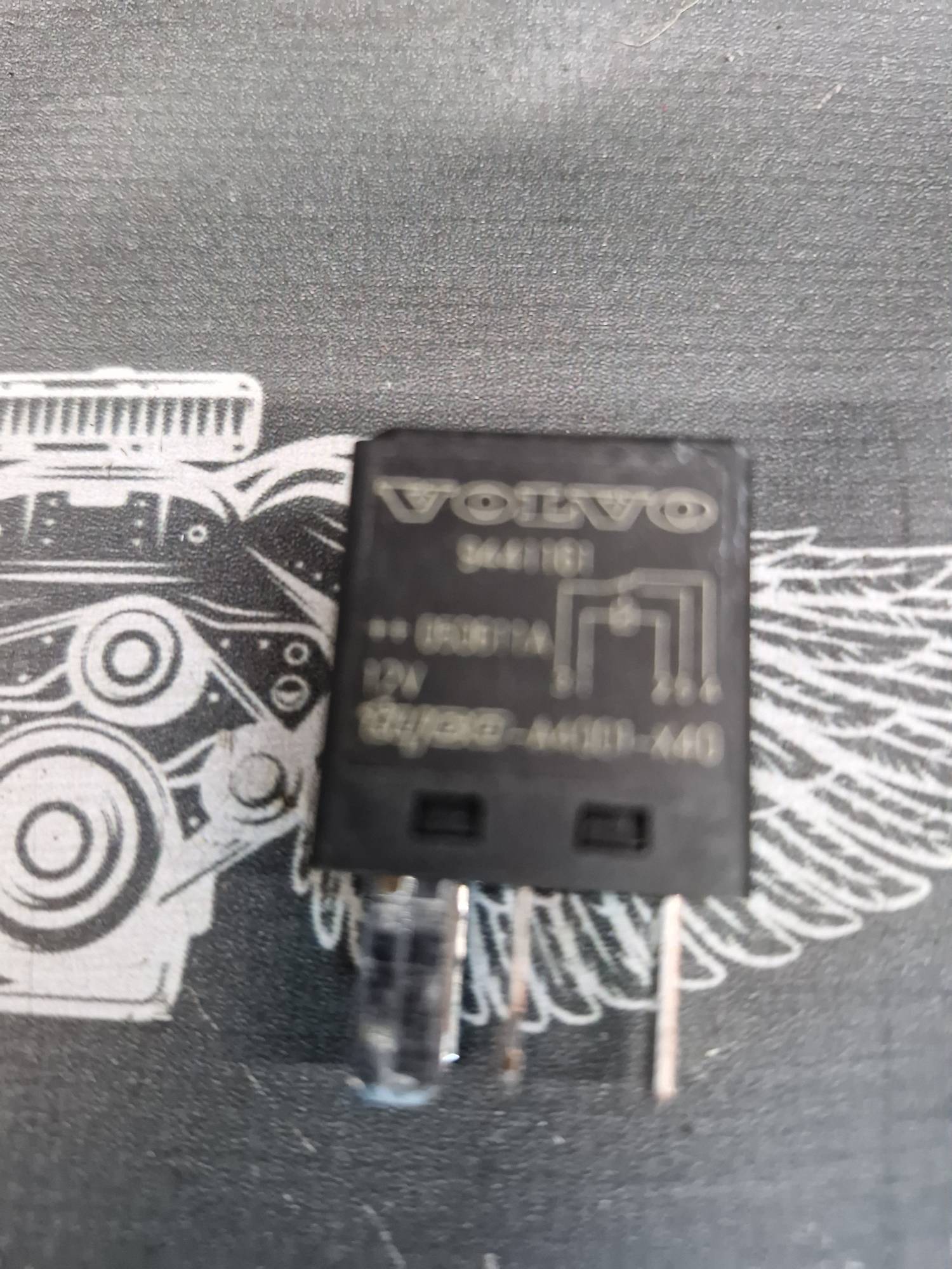 9441161 Автомобильное реле 9441161 volvo xc90 4rd007814-00 12V