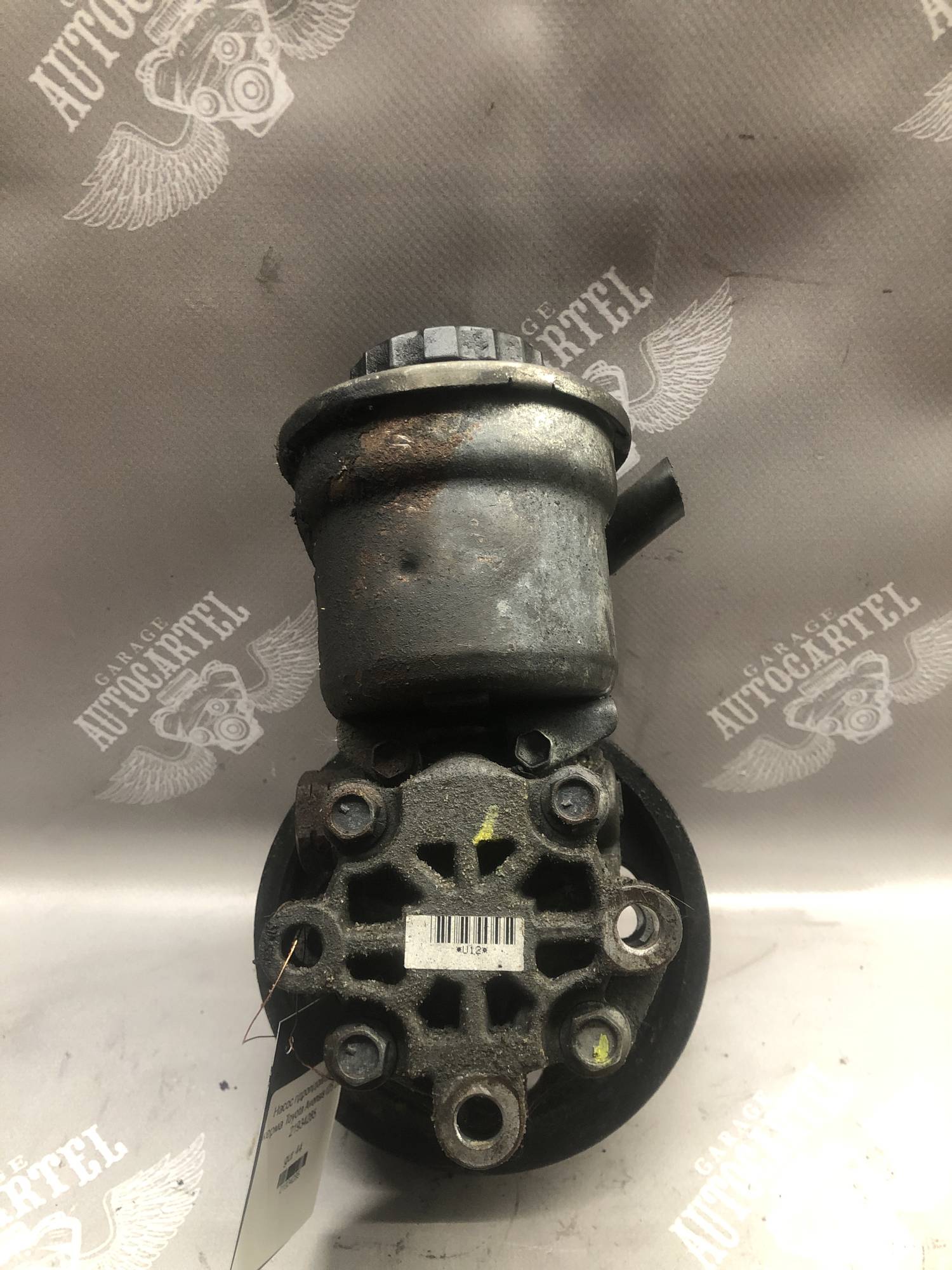 Насос гідропідсилювача керма Toyota Avensis t25 2.2 21934285
