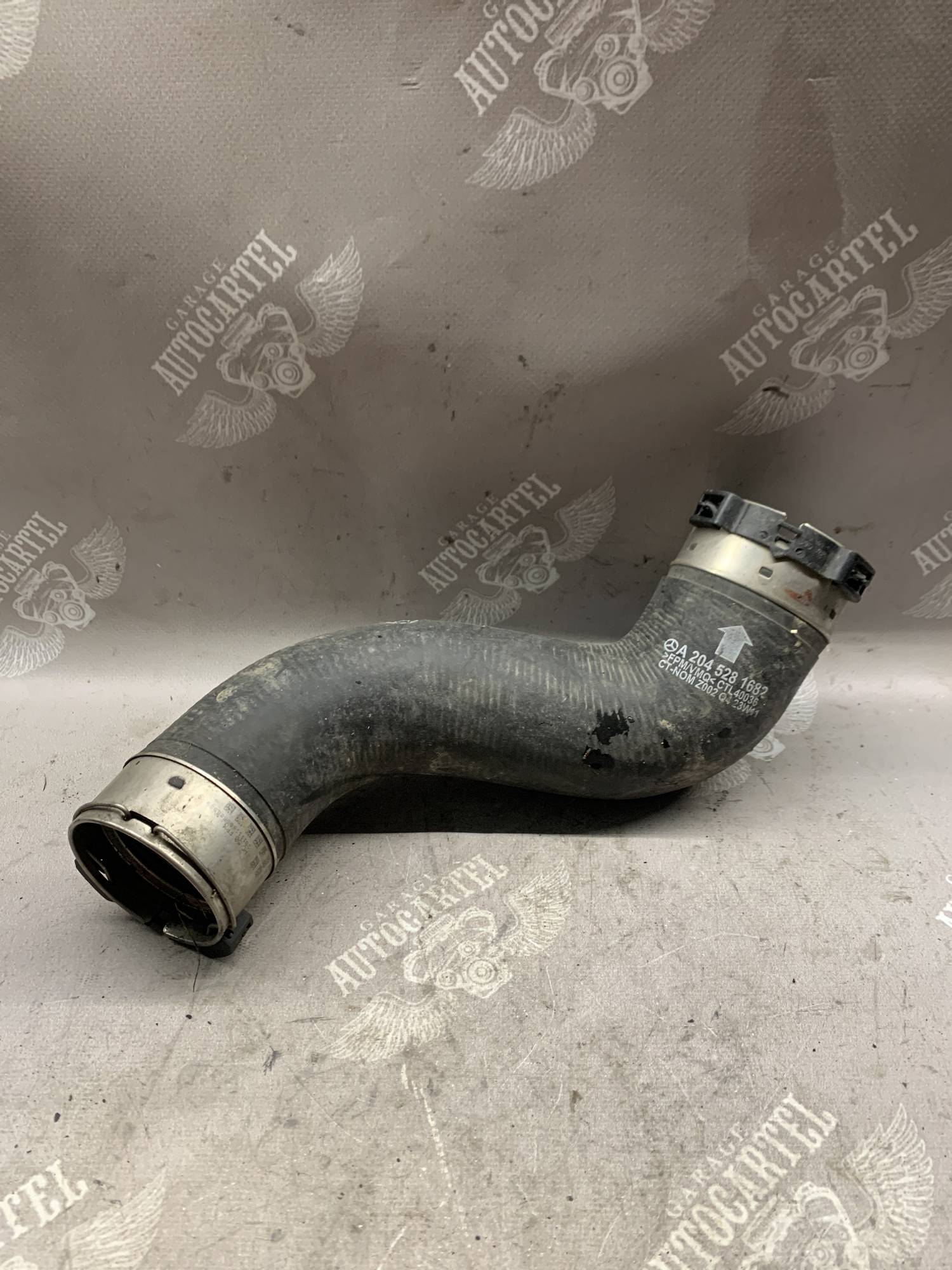 Патрубок інтеркулера правий Mercedes E-Class W212/C-Class W204 2.2 cdi a2045281682