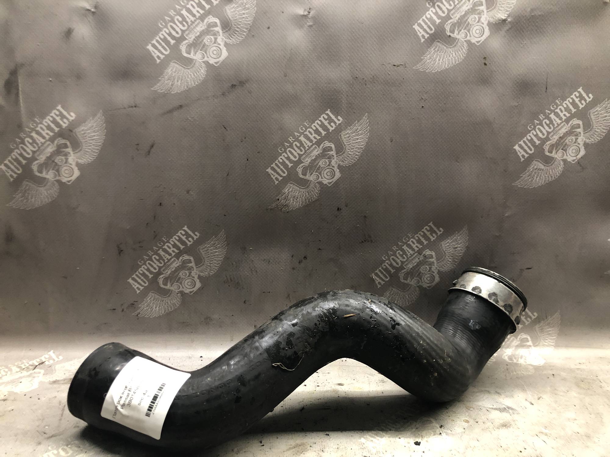 Патрубок інтеркулера VW Passat B5 1.9TD 3B0145834R