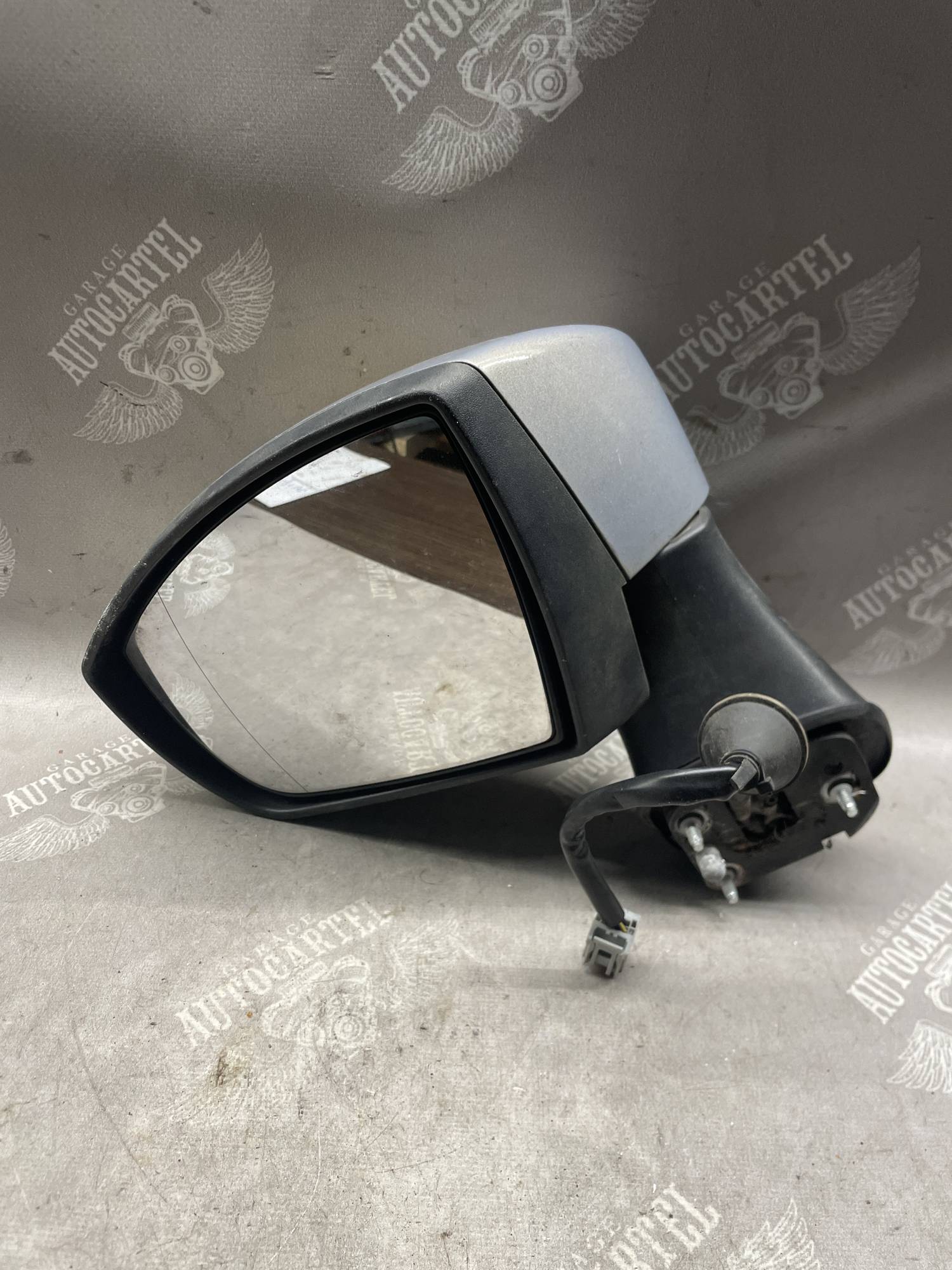 Дзеркало ліве електр 8 пінів Ford Kuga e9034417 21102578