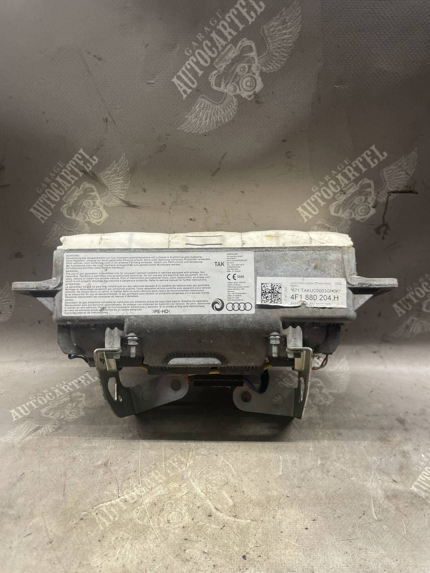 Подушка безпеки пасажир у торпедо Airbag Audi A6 C6 4f1880204h