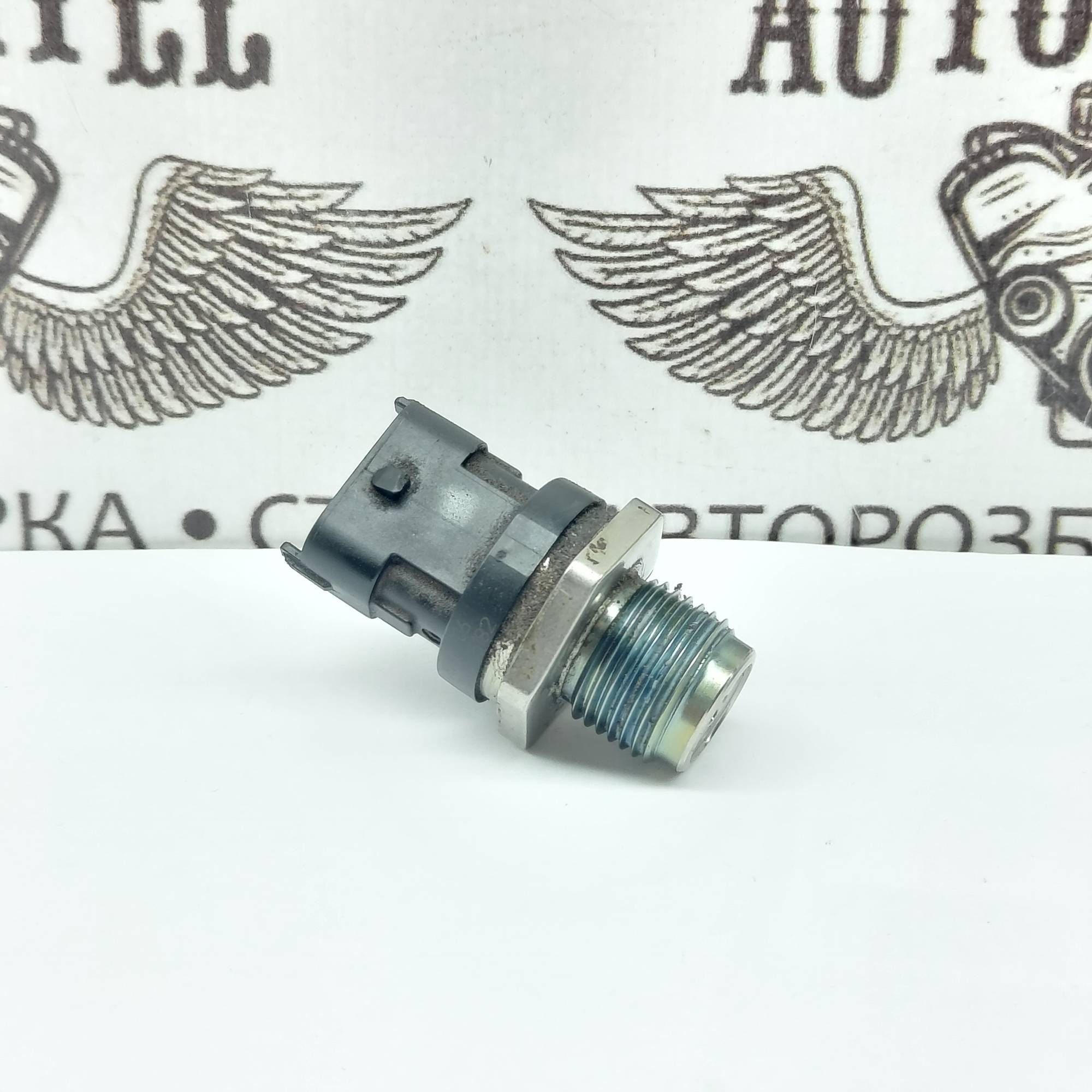 Датчик тиску паливної рампи Opel Signum 1.9CDTi 0281002706