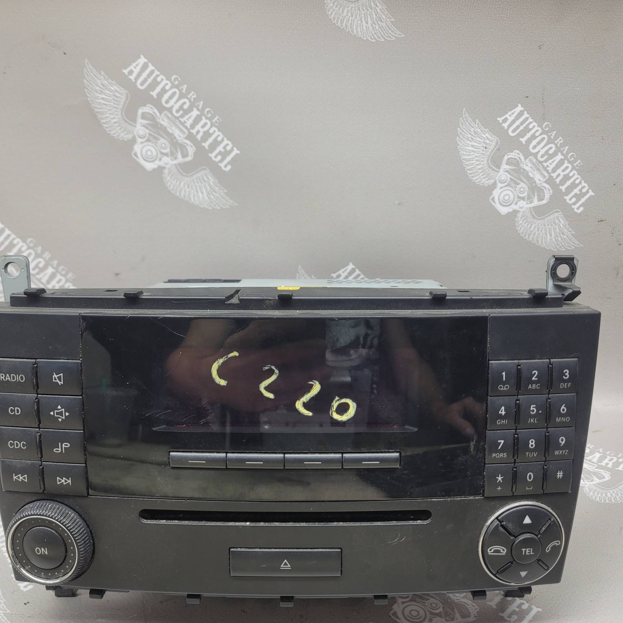 Магнітола Mercedes w 203 c class a2038704589