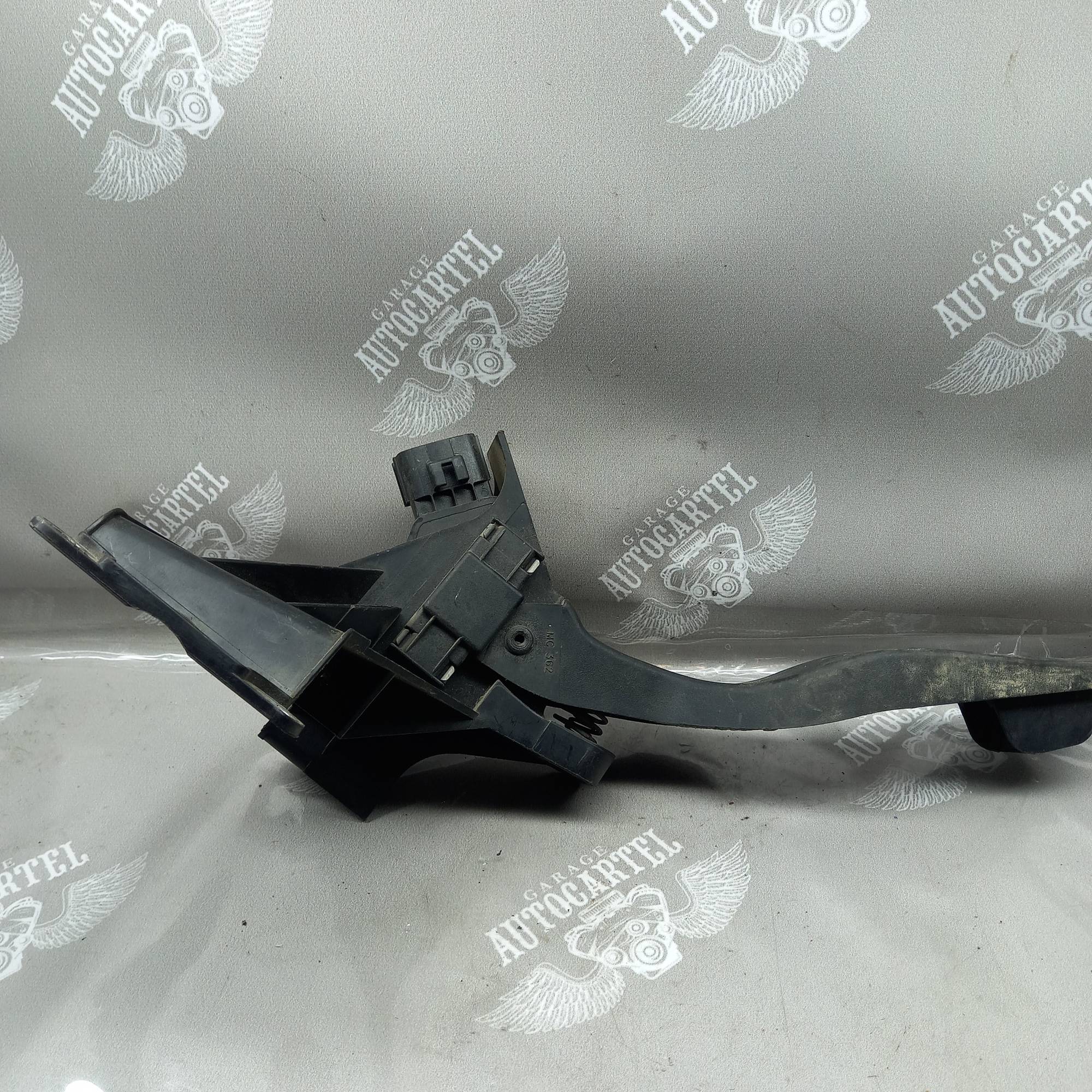 Педаль газа для Ford Mondeo Mk III 2000-2007 xr8f9f832