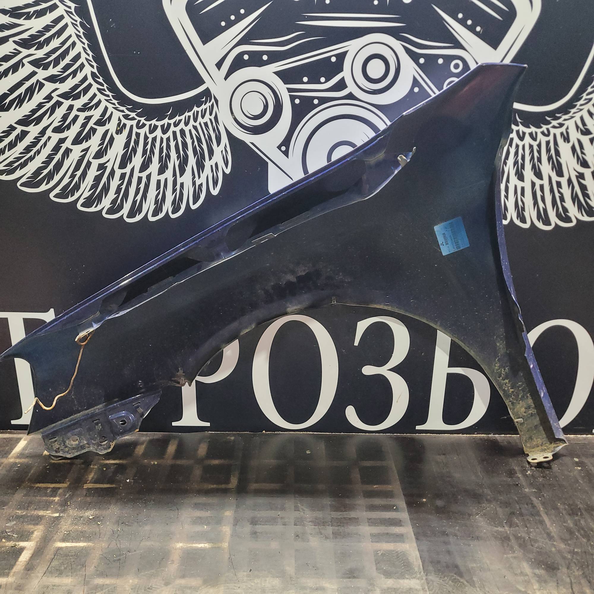 Крило праве Volkswagen Jetta V LD5Q 21399299