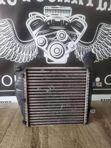 7l6145803c Радіатор інтеркулера Volkswagen Touareg 2002-2010