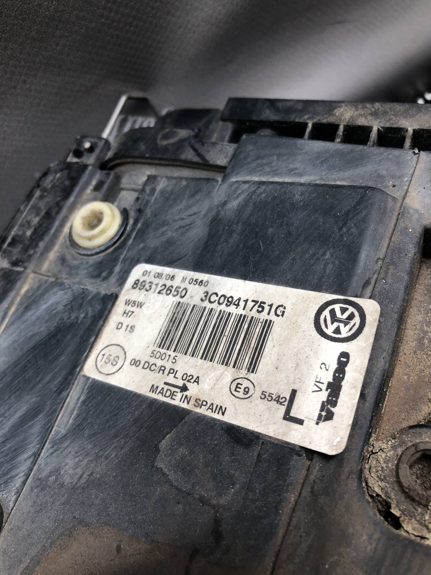 Фара ліва VW Passat B6 BI-Xenon 3C0941751G Адаптивний Біксенон