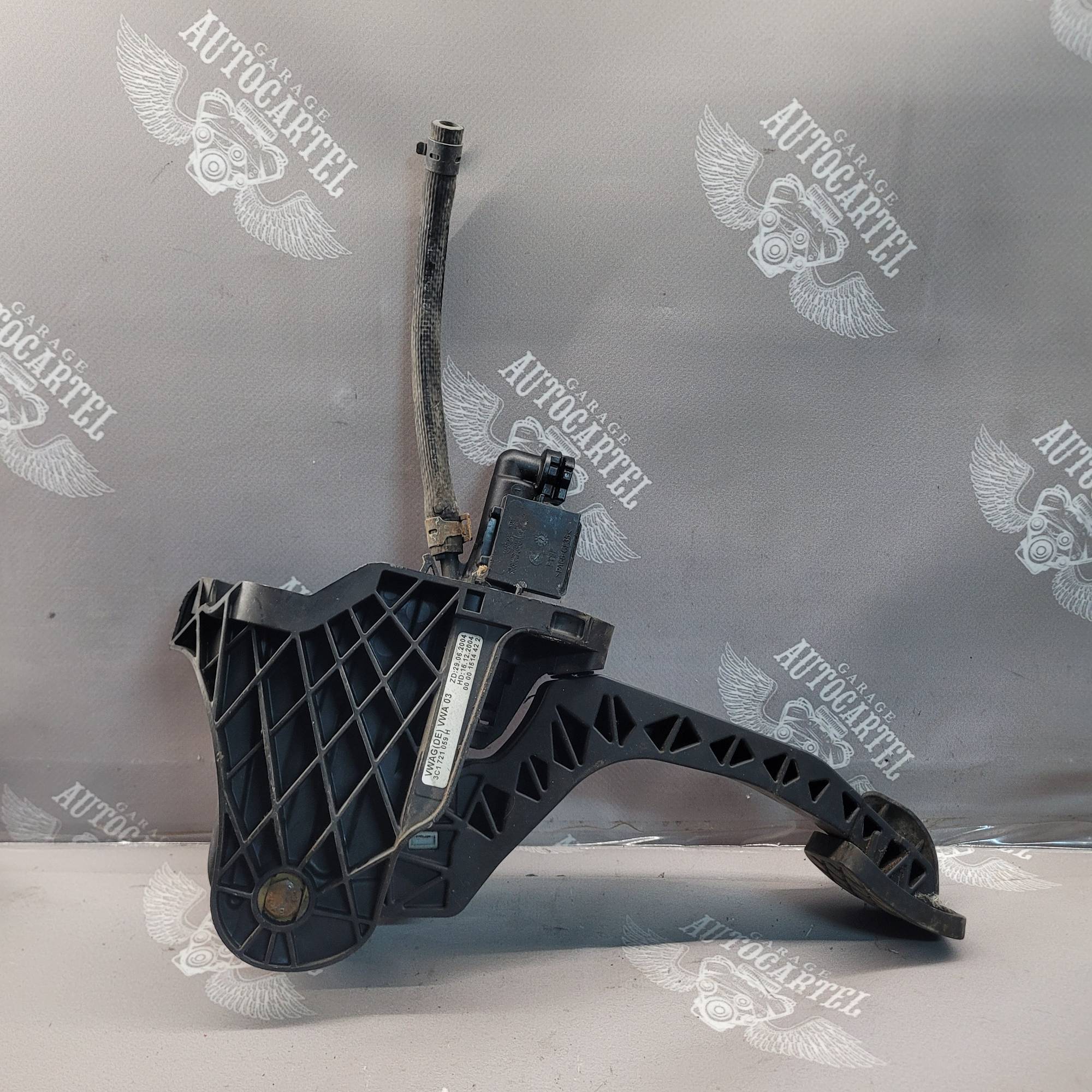 3c1721059h Педаль зчеплення volkswagen passat b6 b7