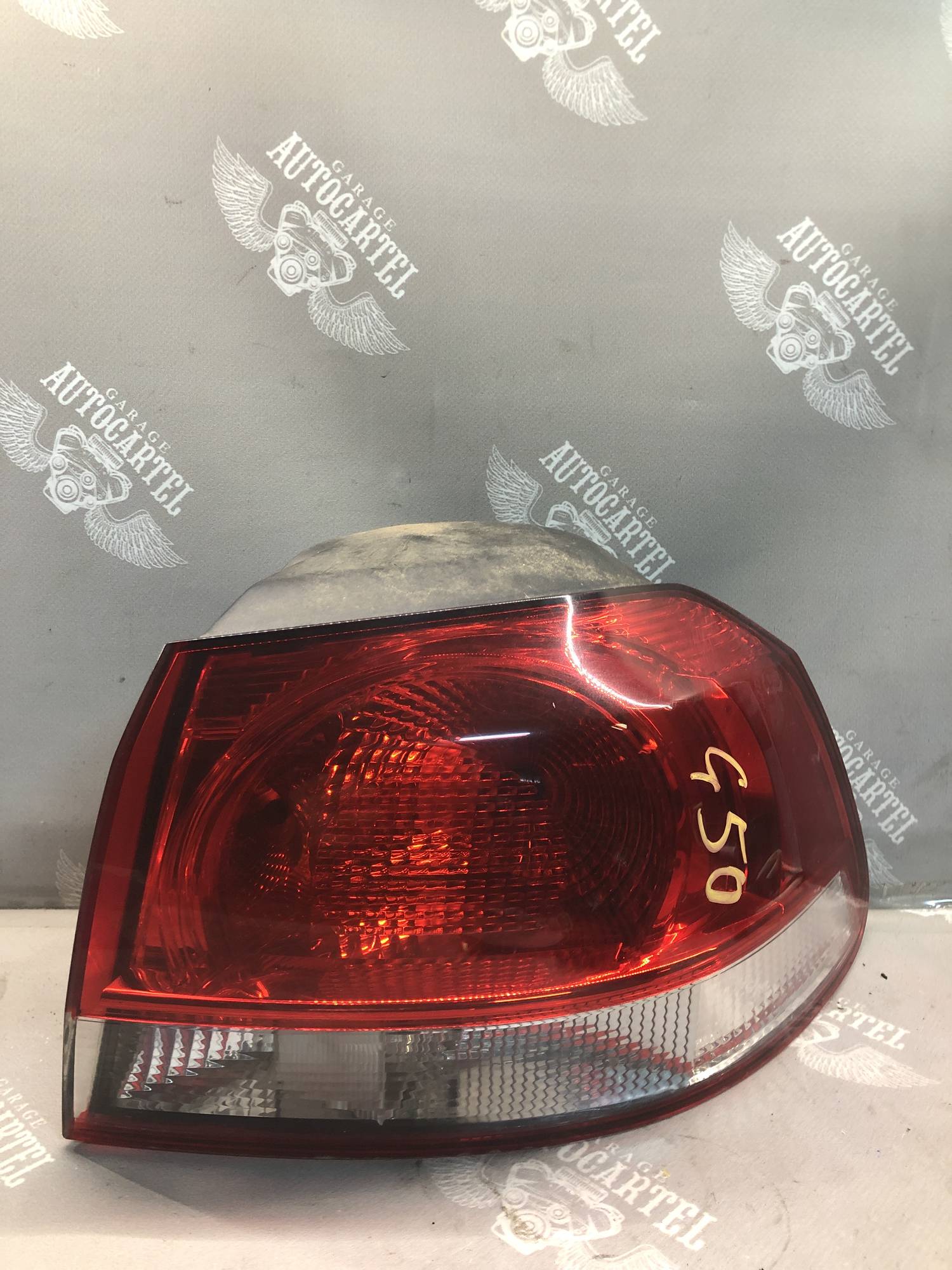 89089721r Лізхтар задінй правий Volkswagen golf 6